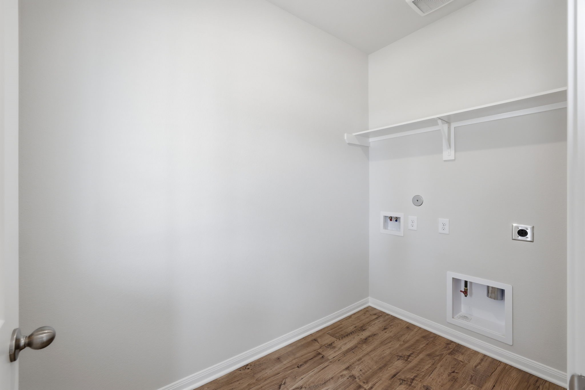 16463 Honeysuckle Hill Drive Property Photo 20