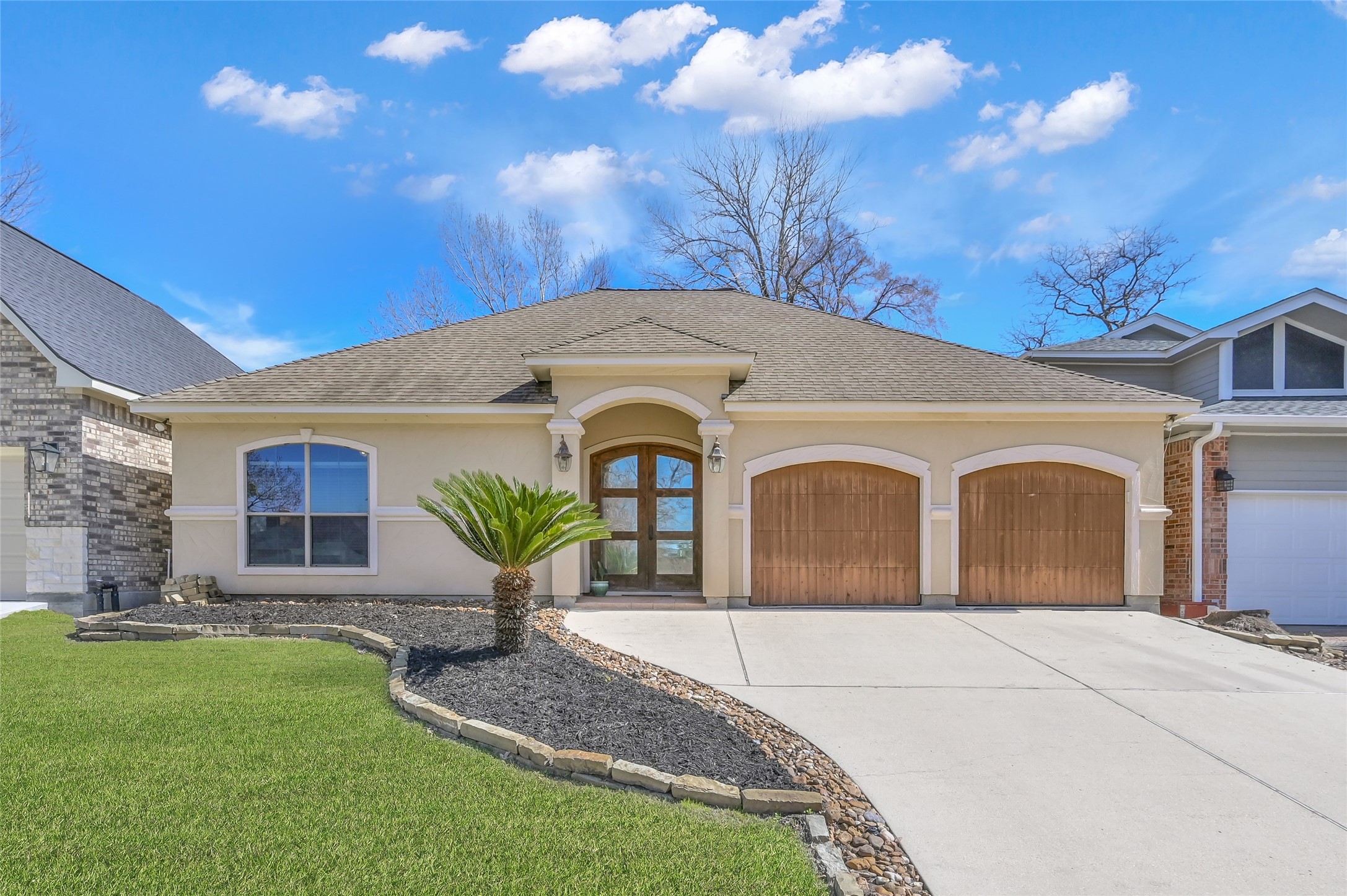 3498 Country Club Boulevard Property Photo 2