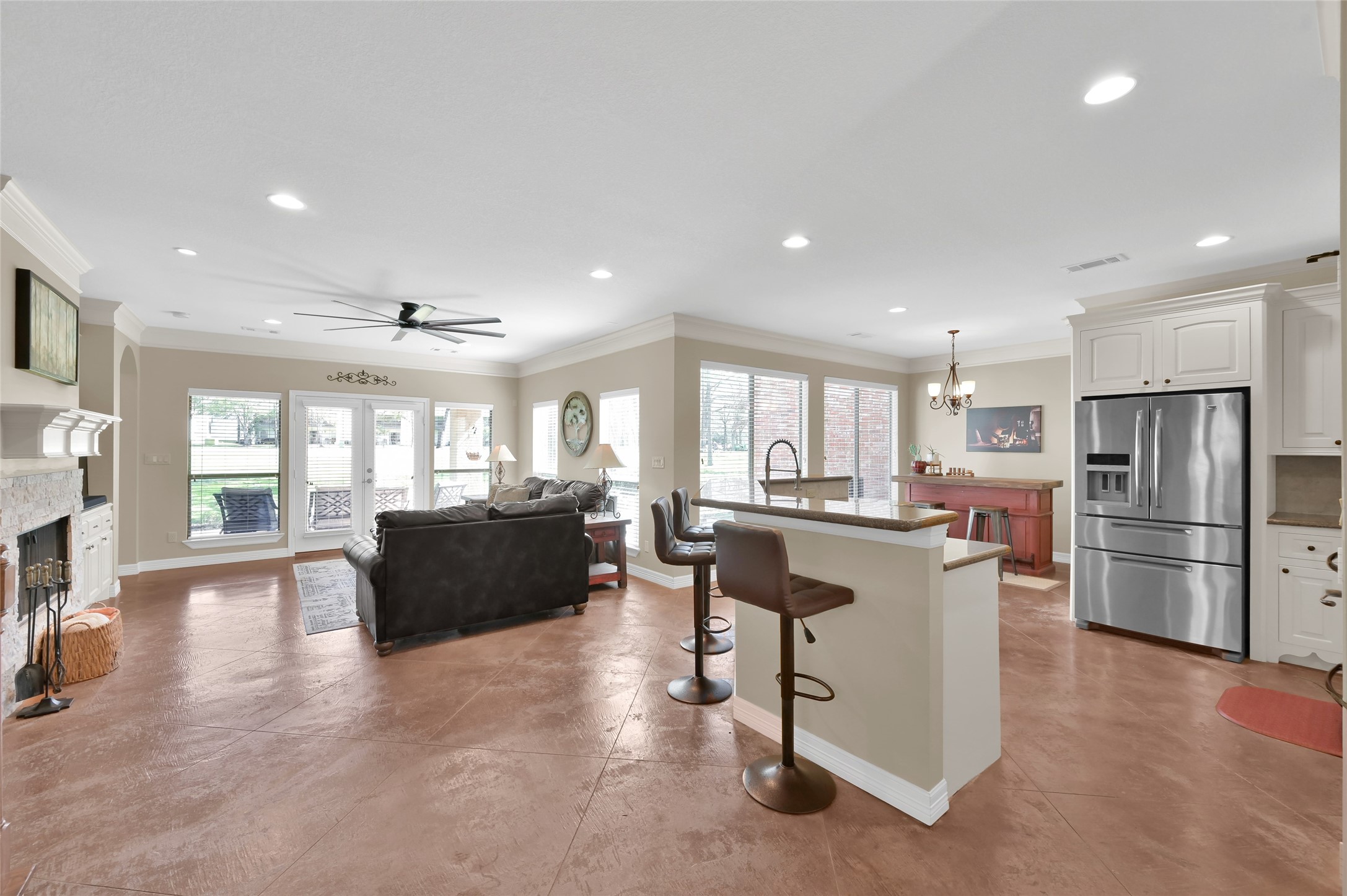 3498 Country Club Boulevard Property Photo 9