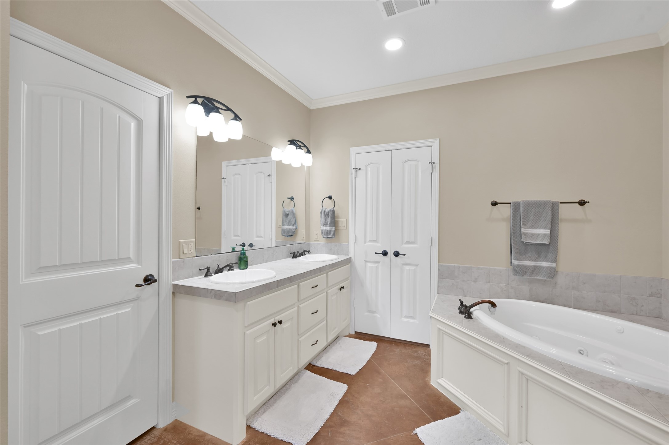 3498 Country Club Boulevard Property Photo 24