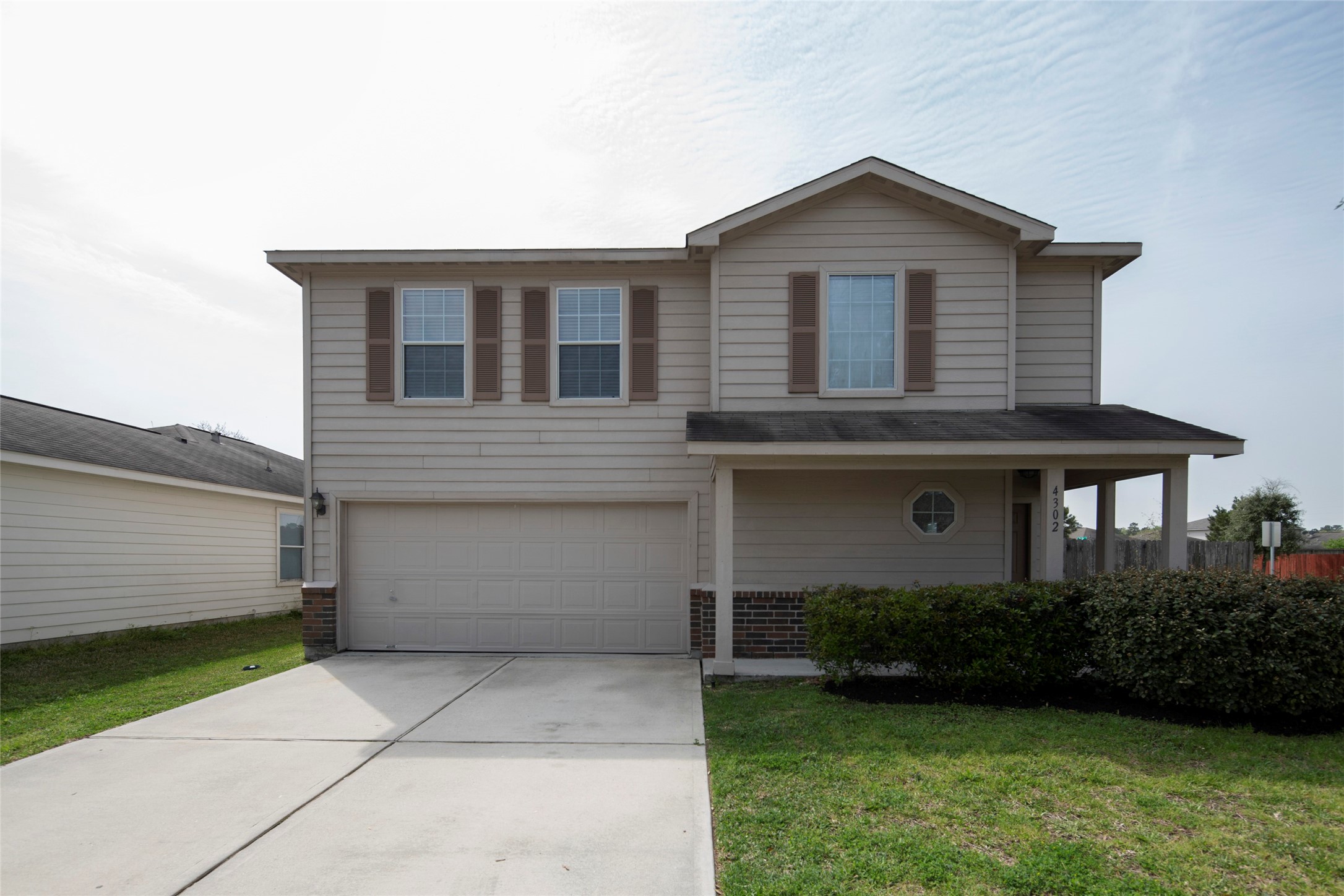4302 Pecos River Drive Property Photo 2