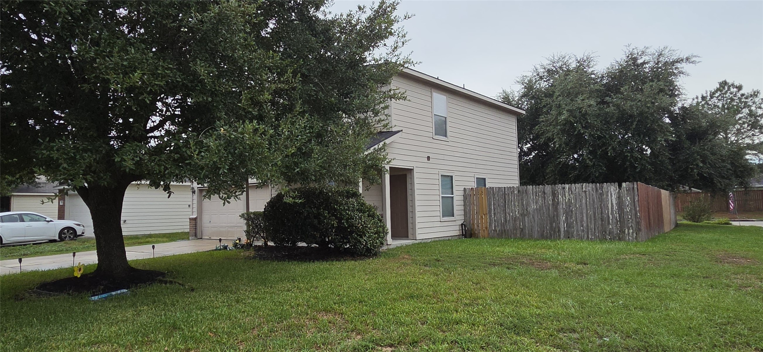 4302 Pecos River Drive Property Photo 2