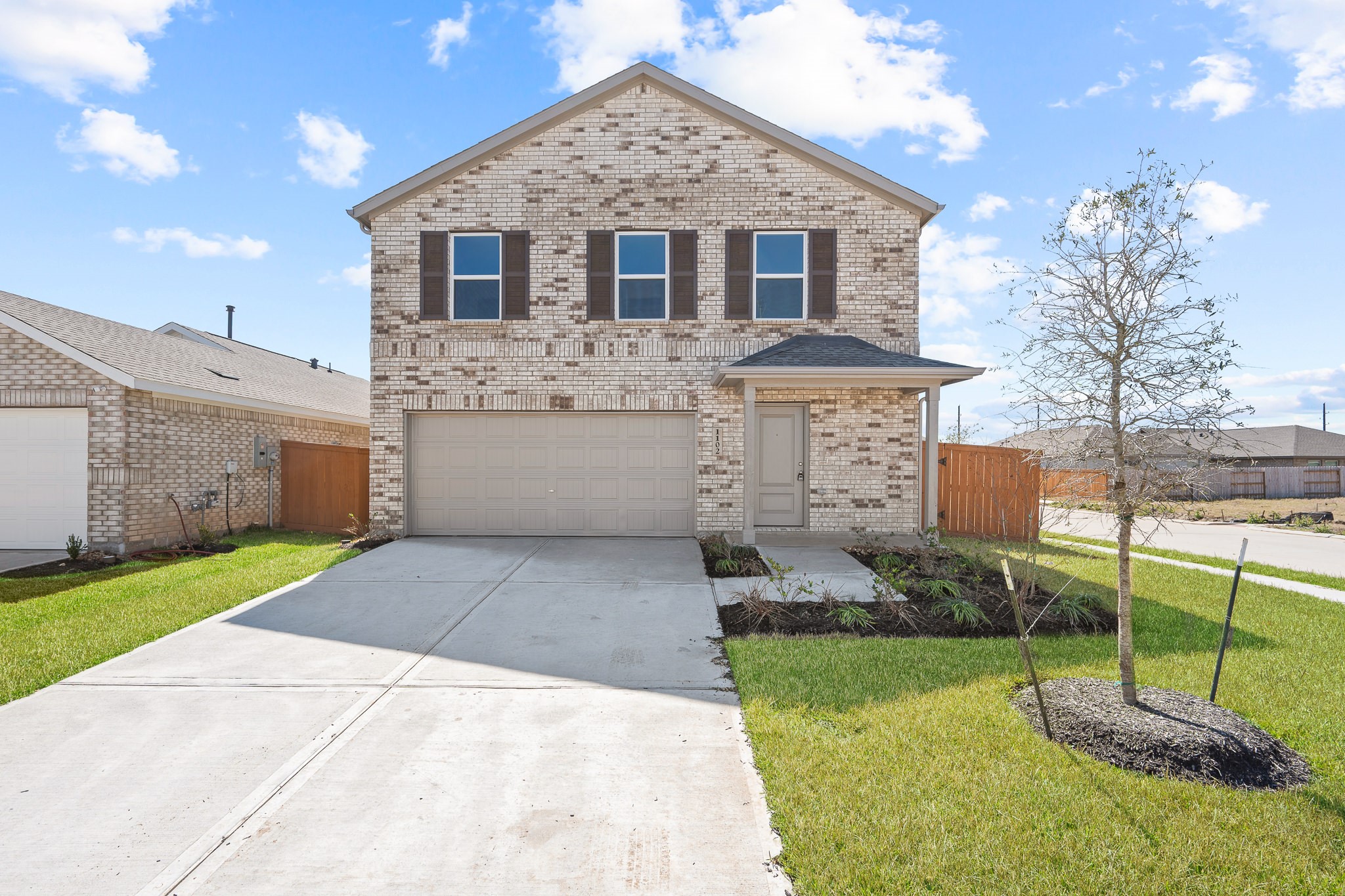 1102 Rustic Willow Drive Property Photo 1