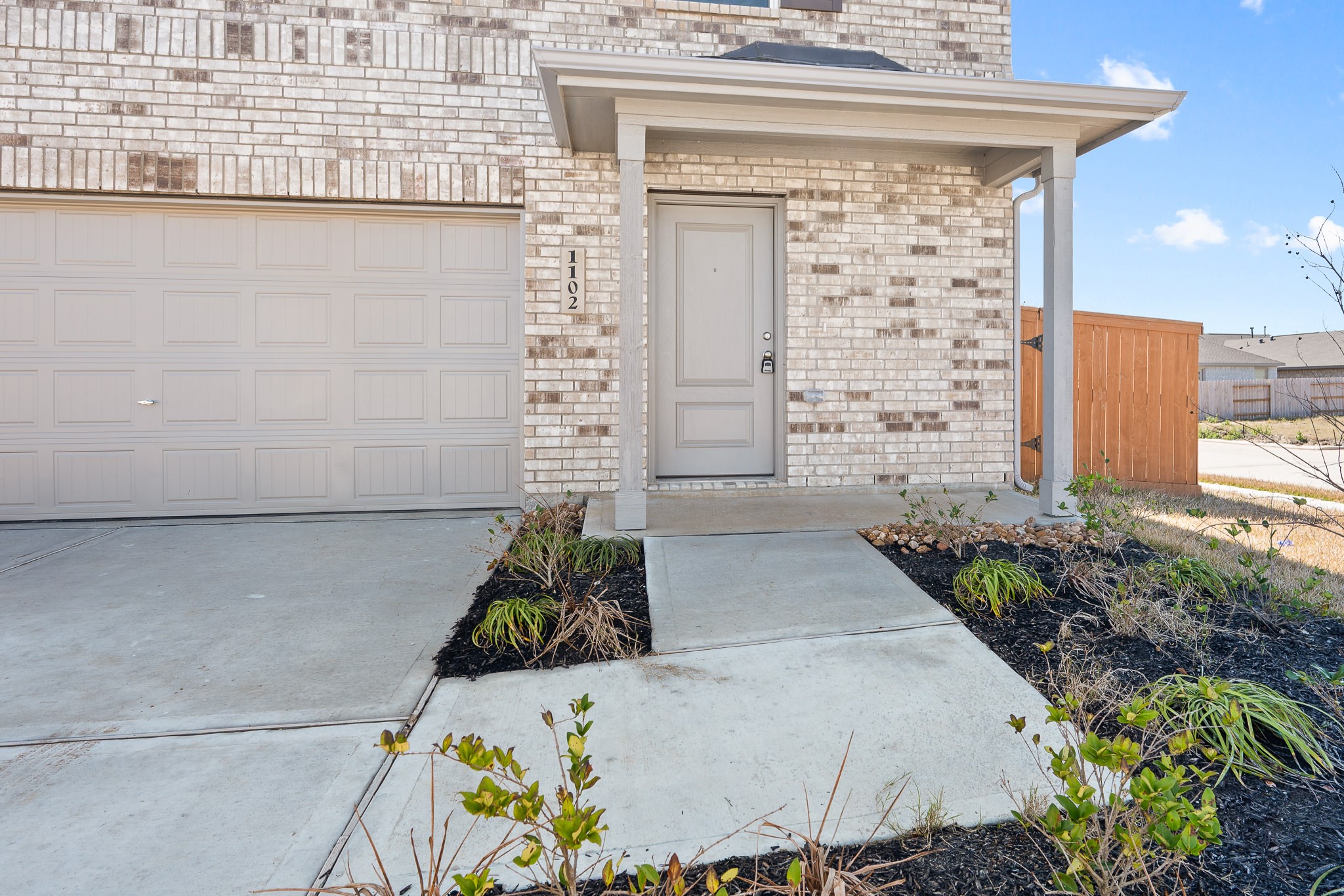 1102 Rustic Willow Drive Property Photo 35