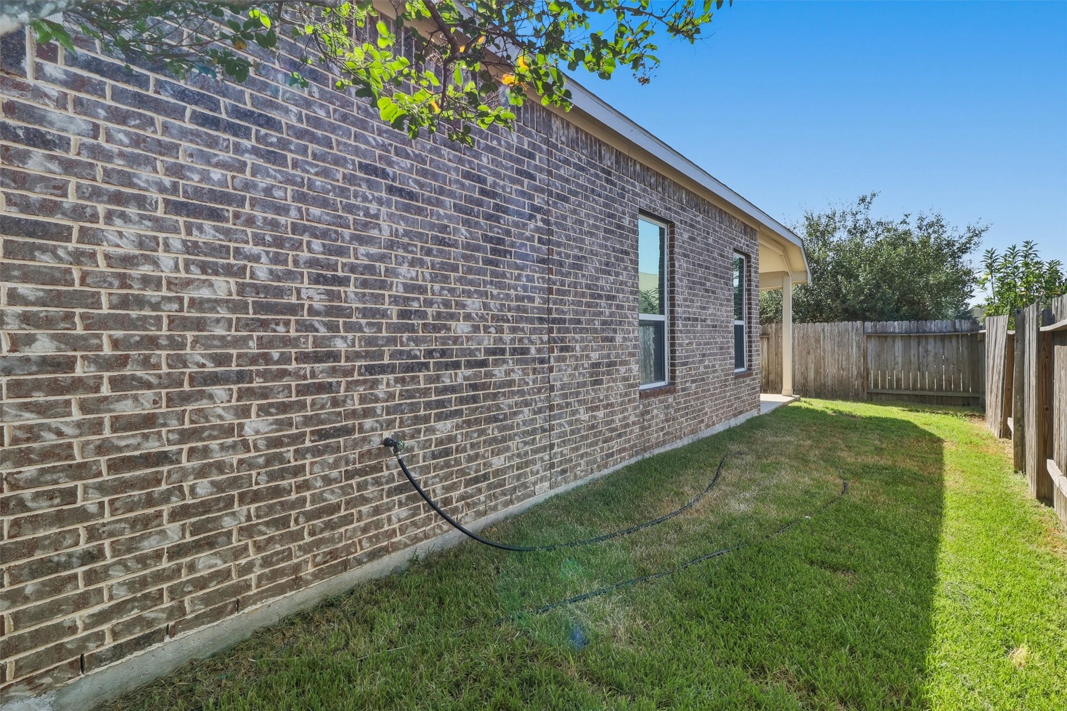637 Maple Point Drive E Property Photo 47