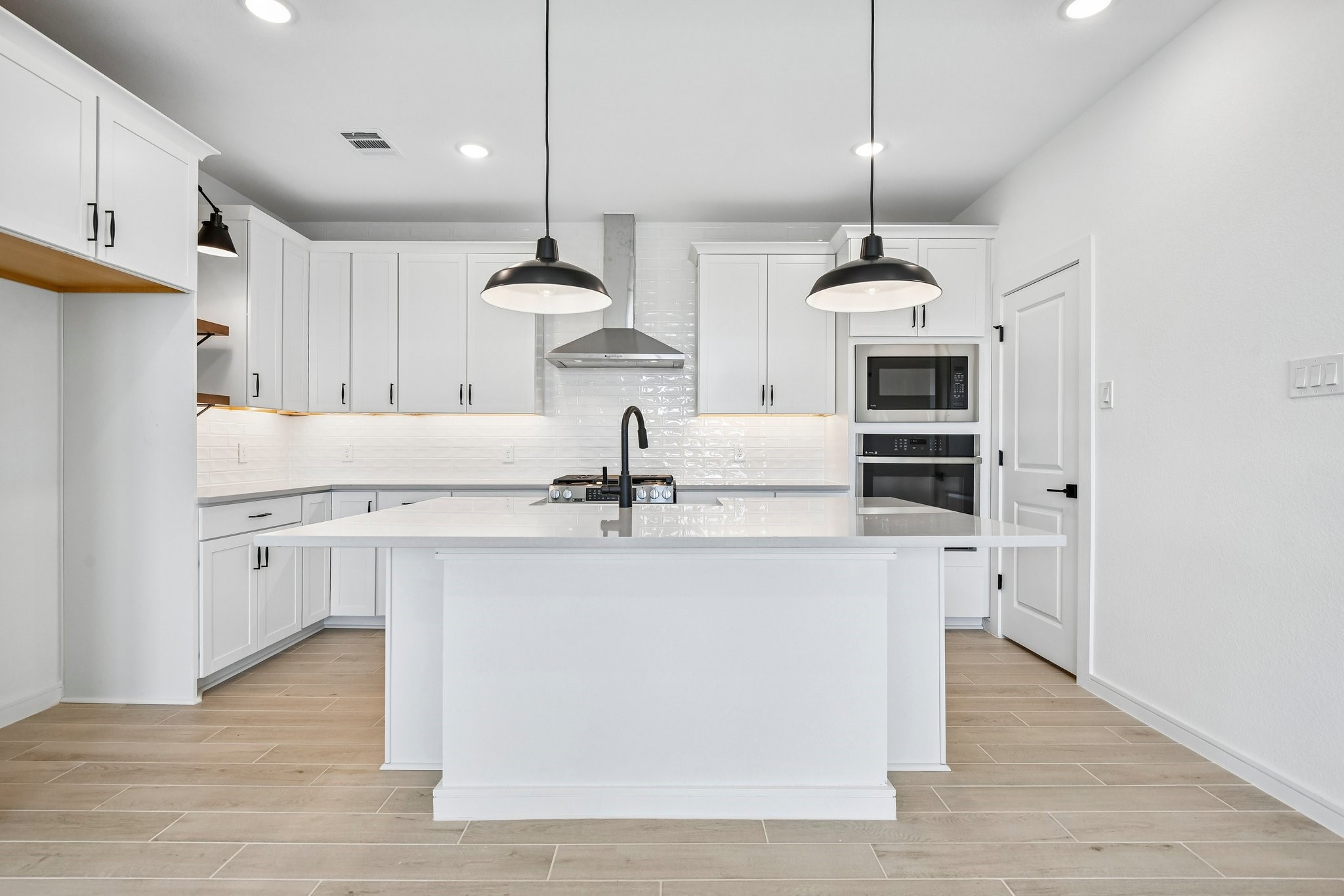 29303 Hillberry Oaks Court Property Photo 8