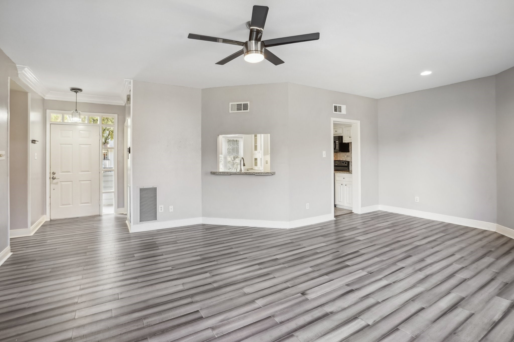 1725 Enterprise Avenue Property Photo 7