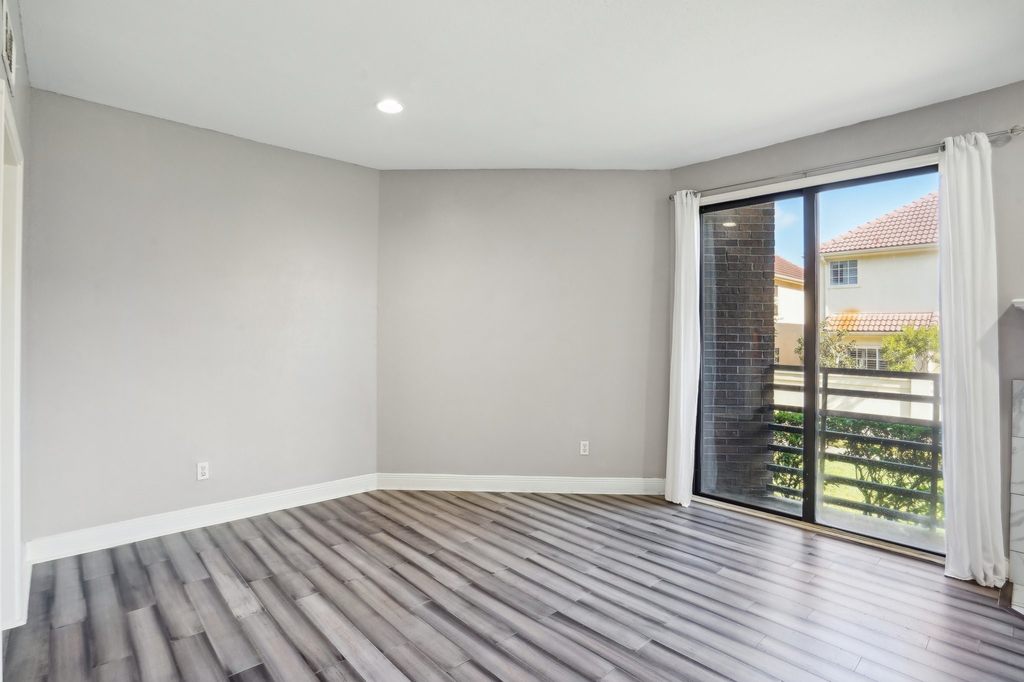 1725 Enterprise Avenue Property Photo 9