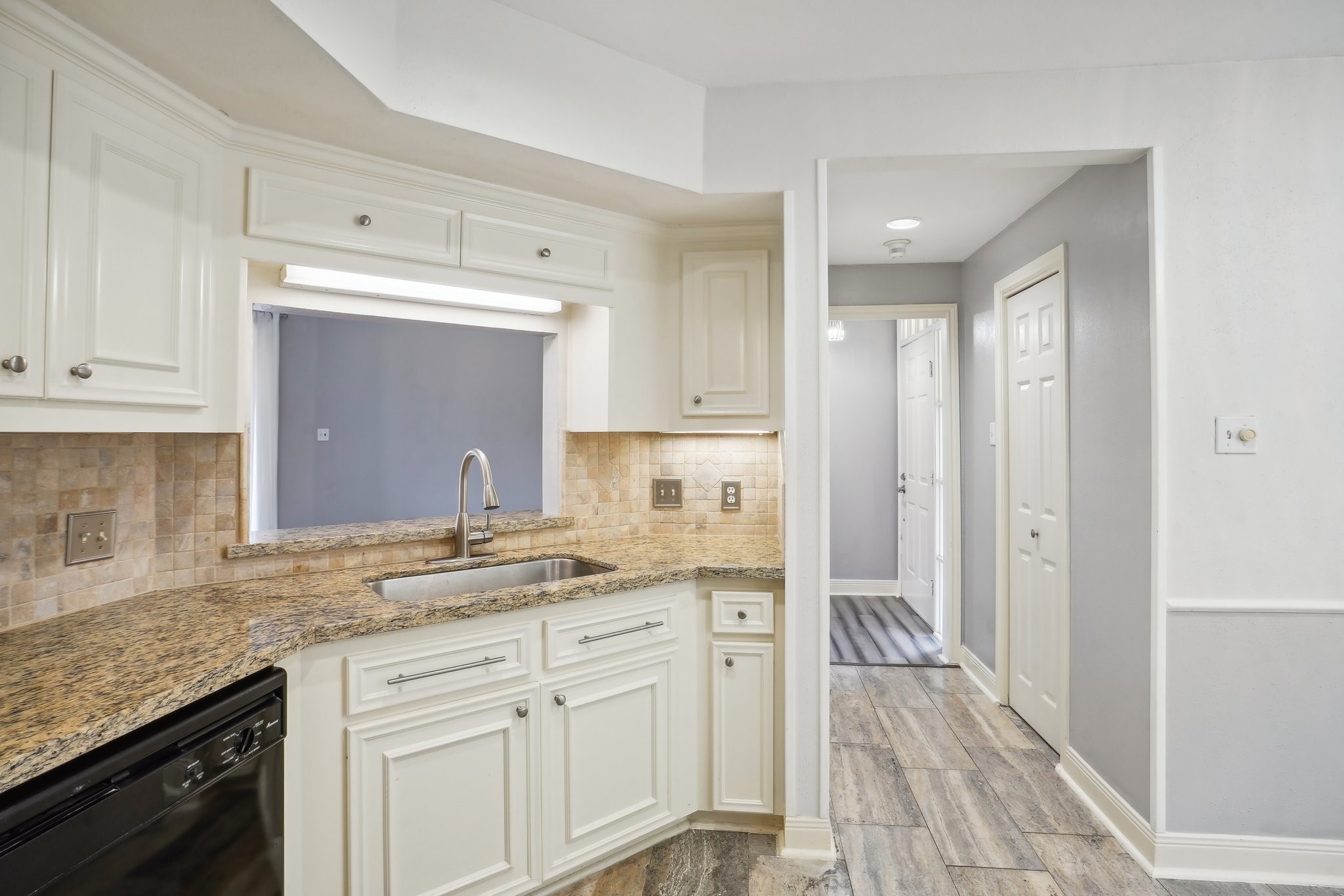 1725 Enterprise Avenue Property Photo 19