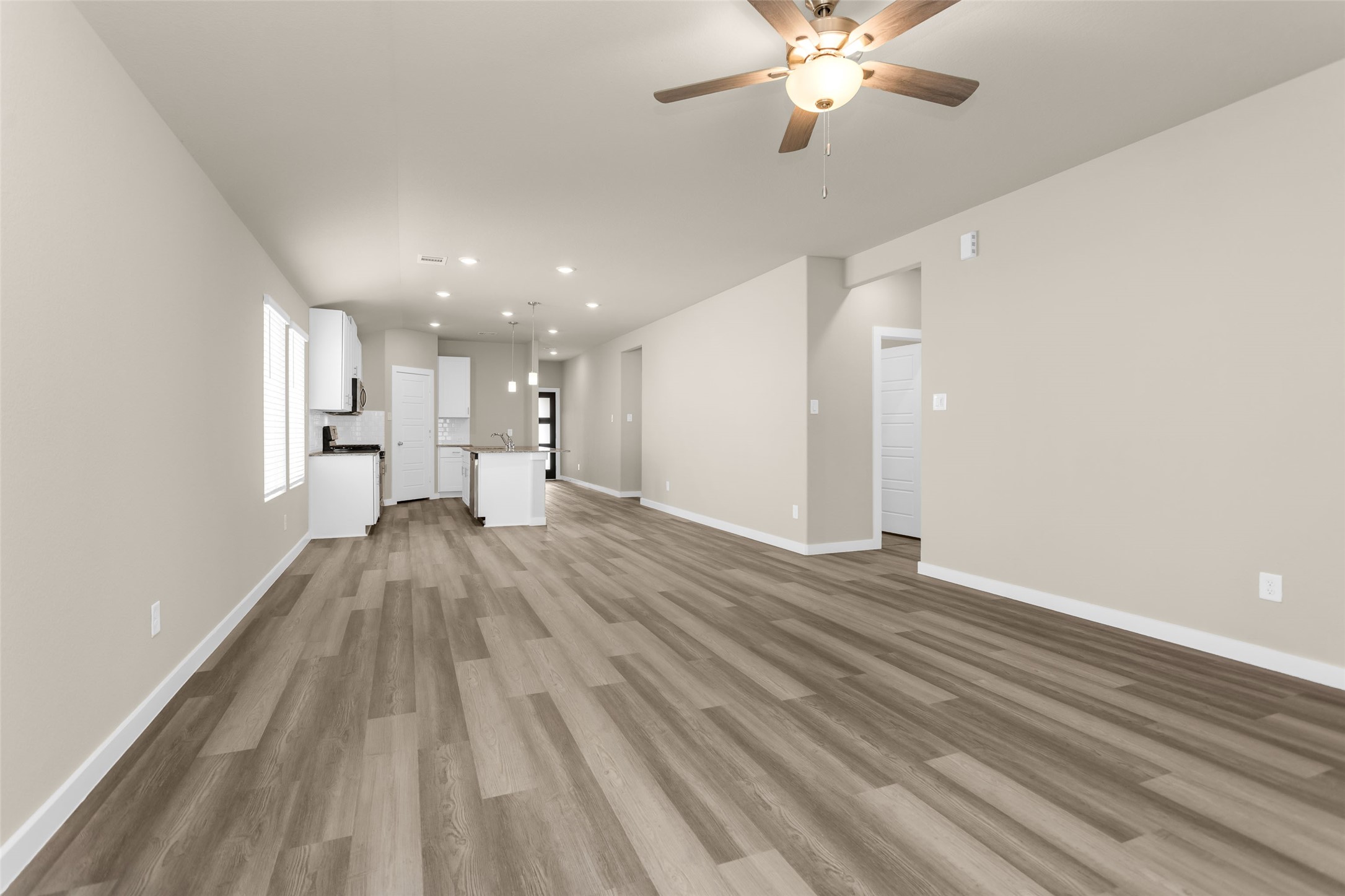 18095 Martin Pines Dr Property Photo 11