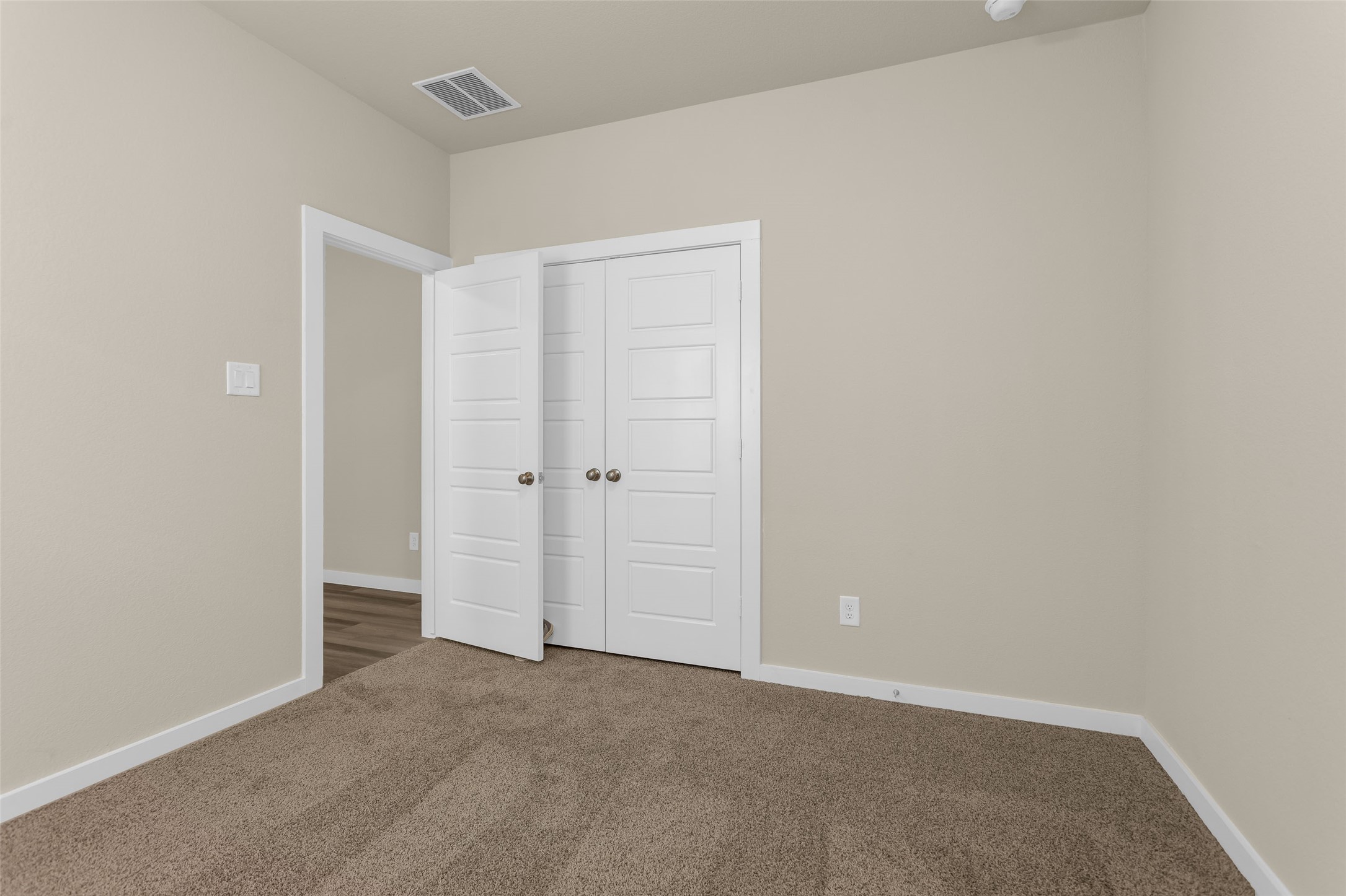 18095 Martin Pines Dr Property Photo 20