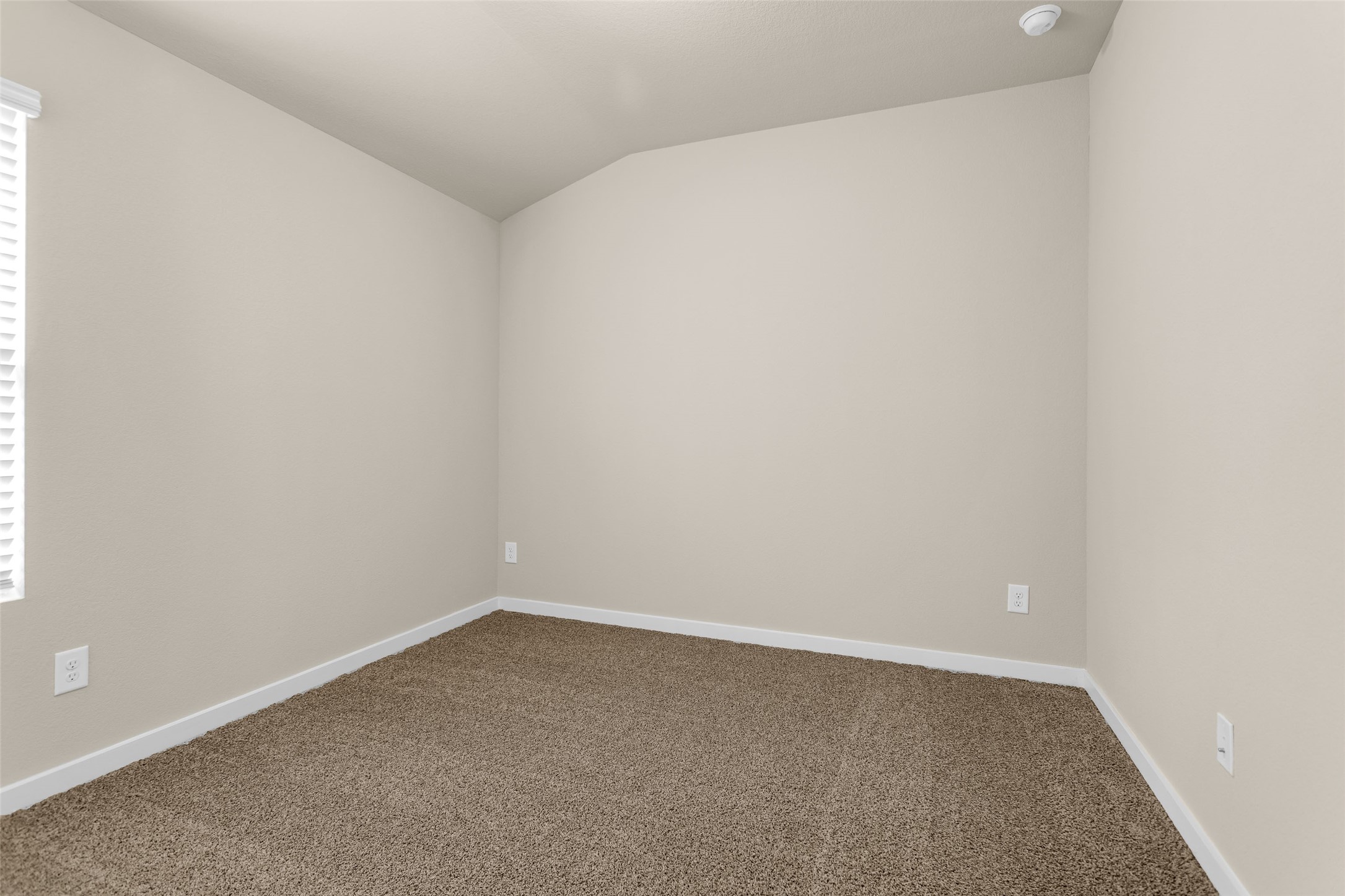 18095 Martin Pines Dr Property Photo 21