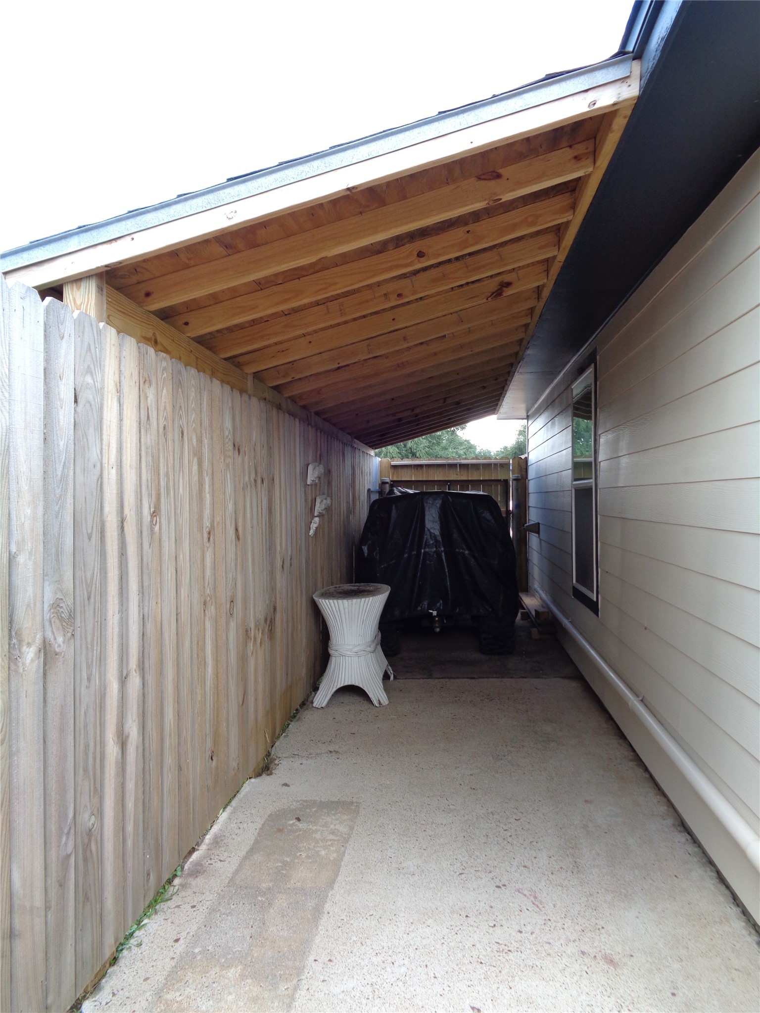 2502 20th Street N Property Photo 8