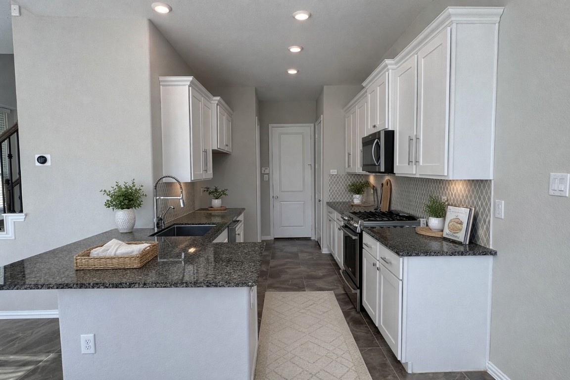 231 Moon Dance Court Property Photo 8