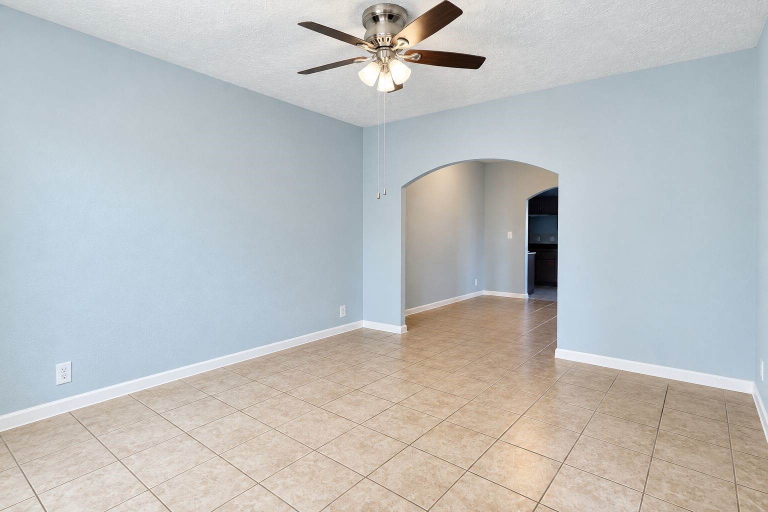 1810 24th St 2 Property Photo 2