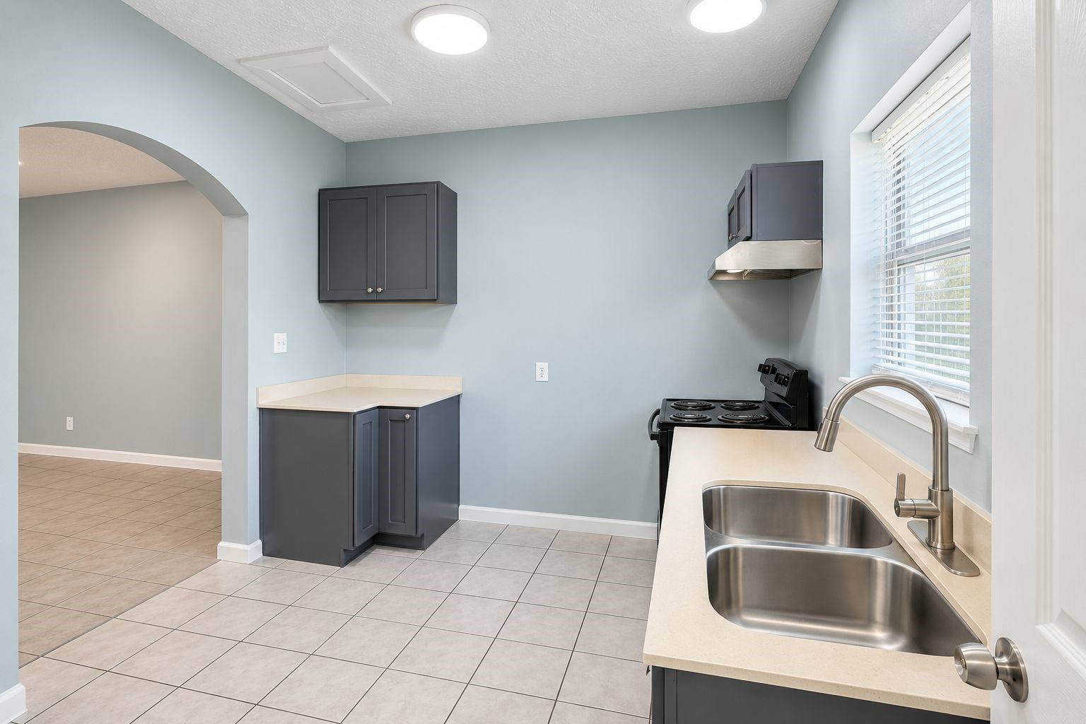 1810 24th St 2 Property Photo 5