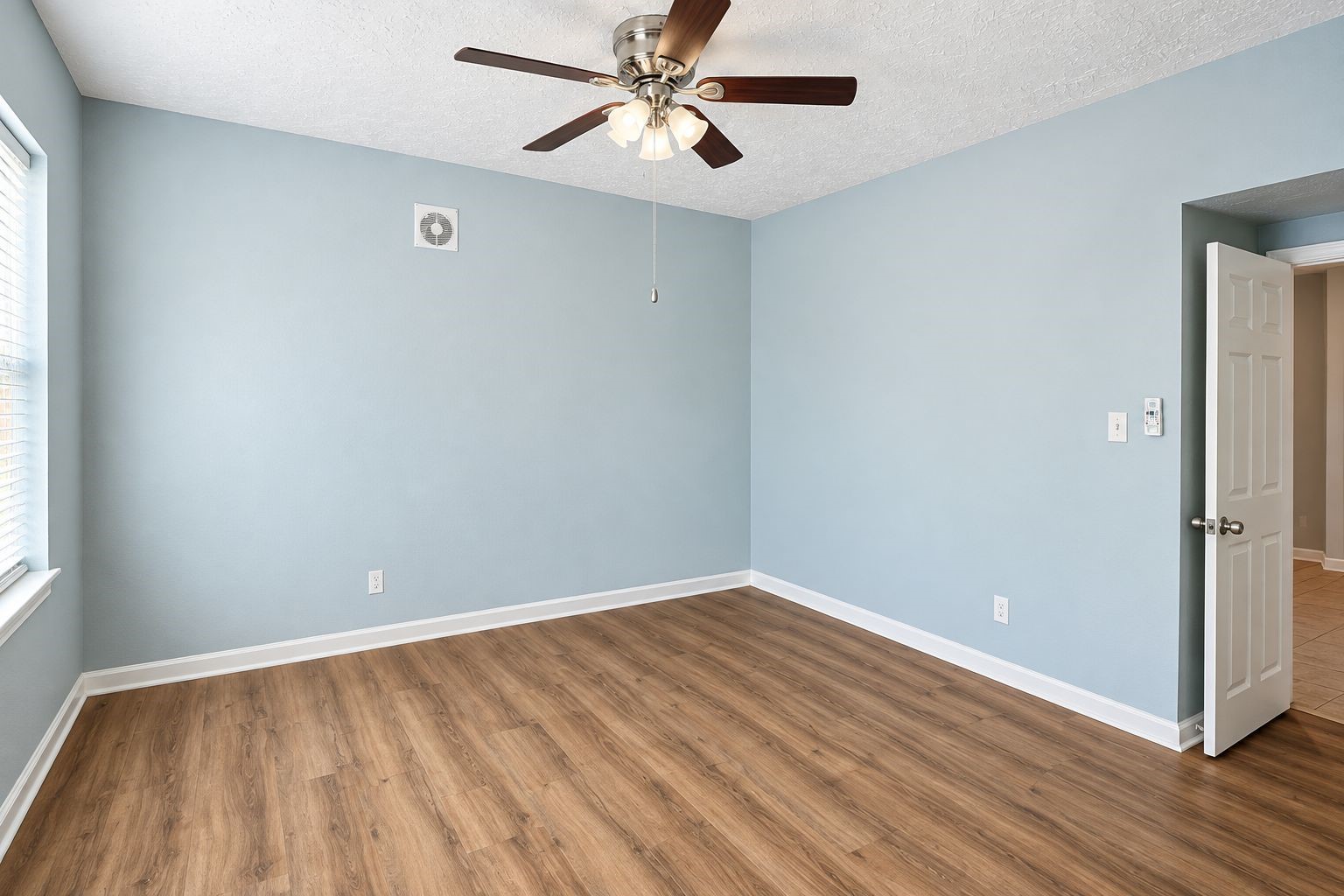1810 24th St 2 Property Photo 12