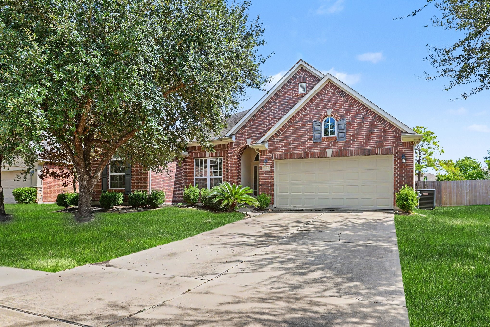 2713 Autumn Falls Drive Property Photo 1
