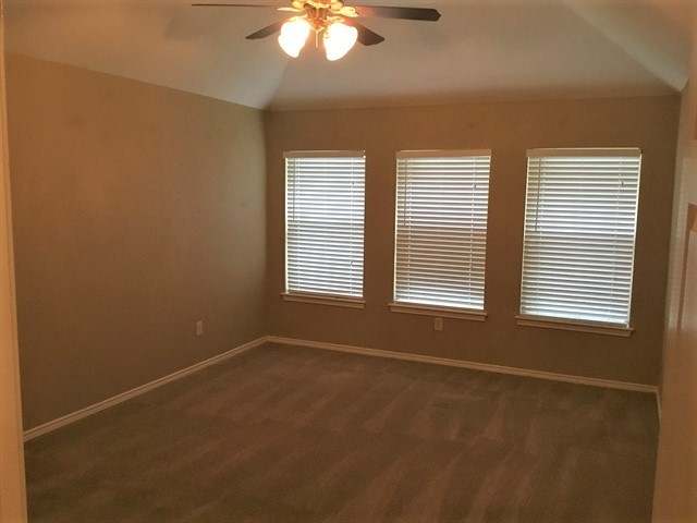 2411 Morgan Ridge Lane Property Photo 7