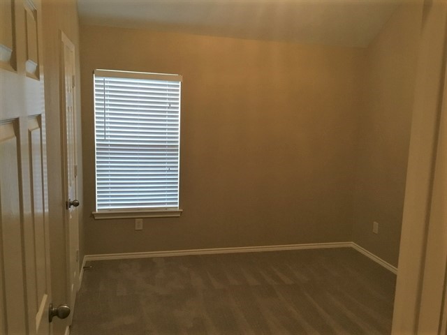 2411 Morgan Ridge Lane Property Photo 11