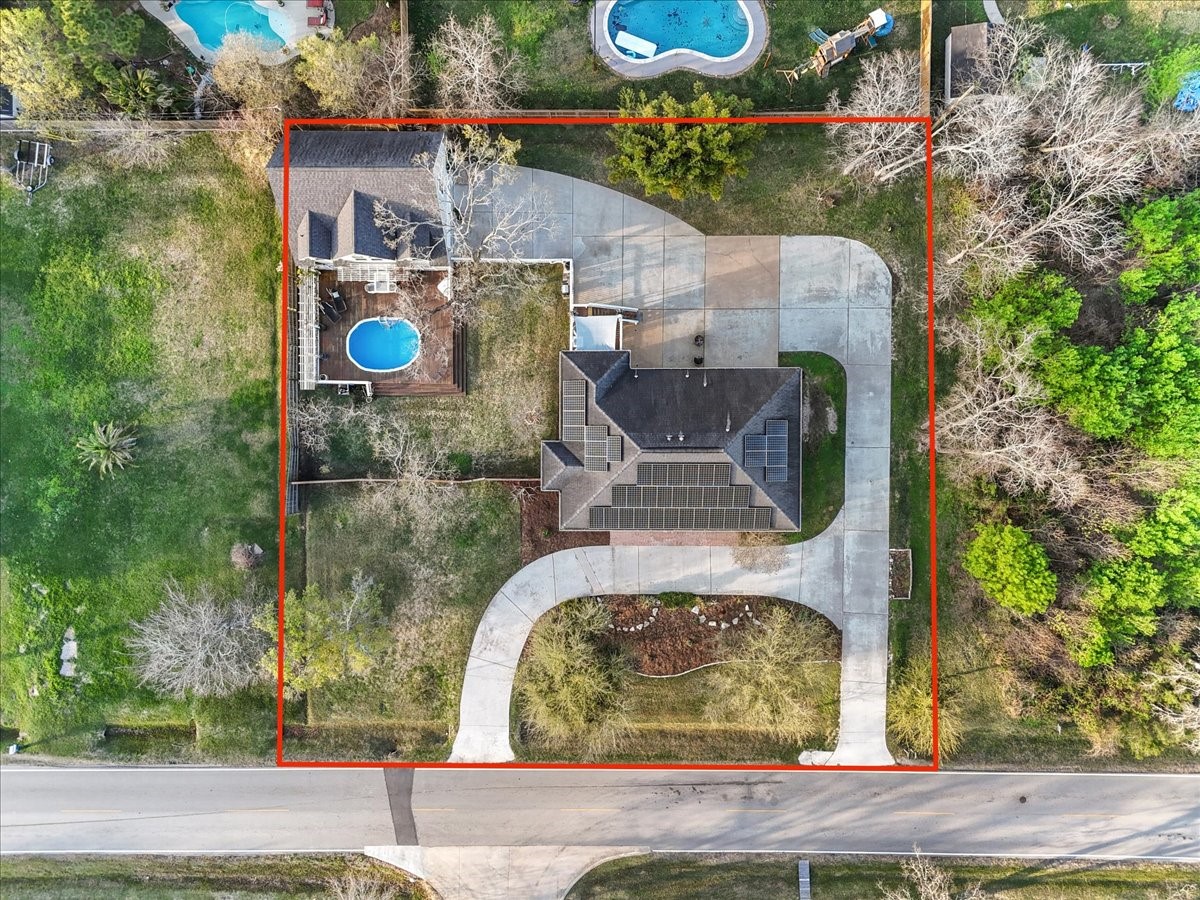 510 Shore Acres Boulevard Property Photo 5