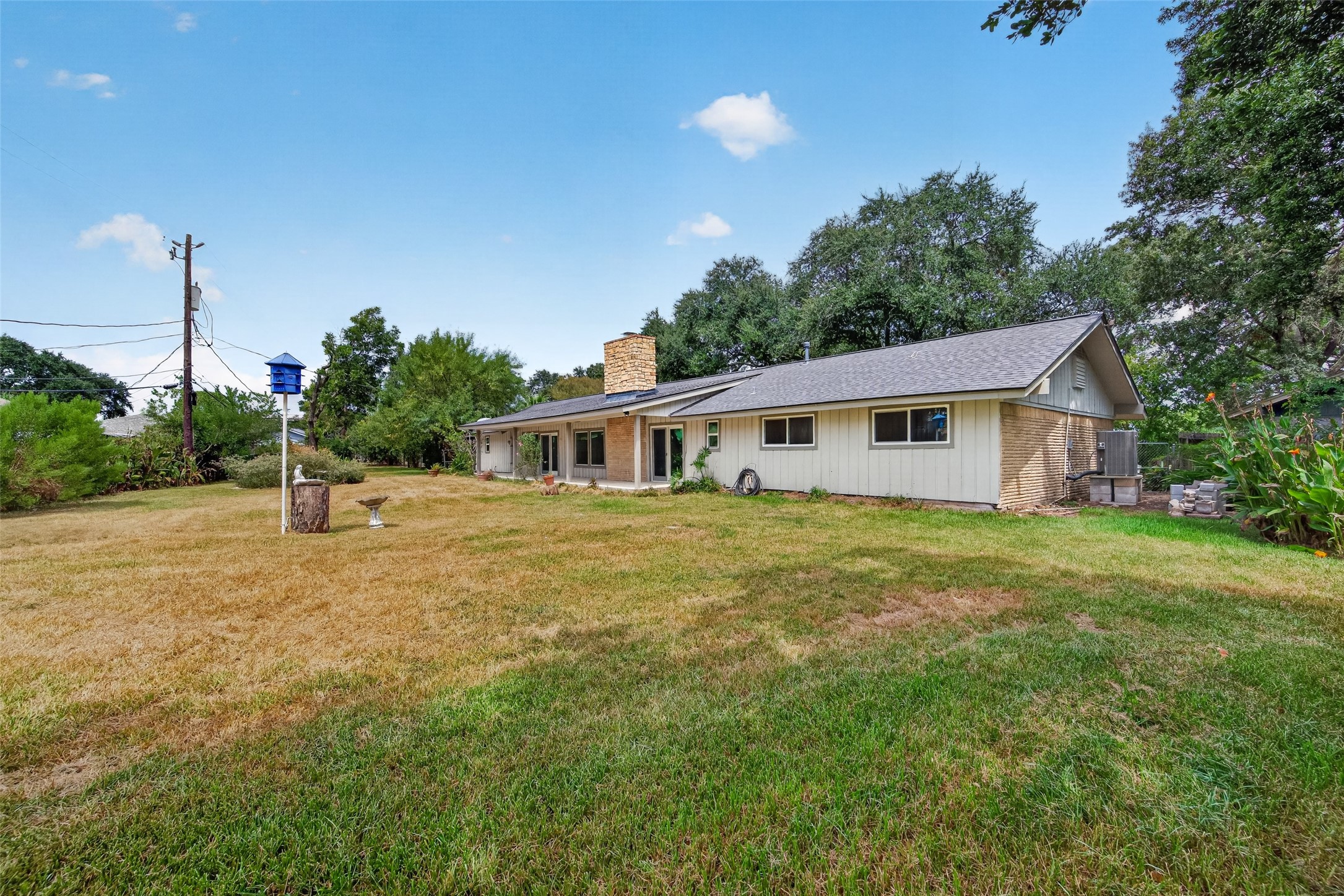218 Bay Colony Circle Property Photo 17