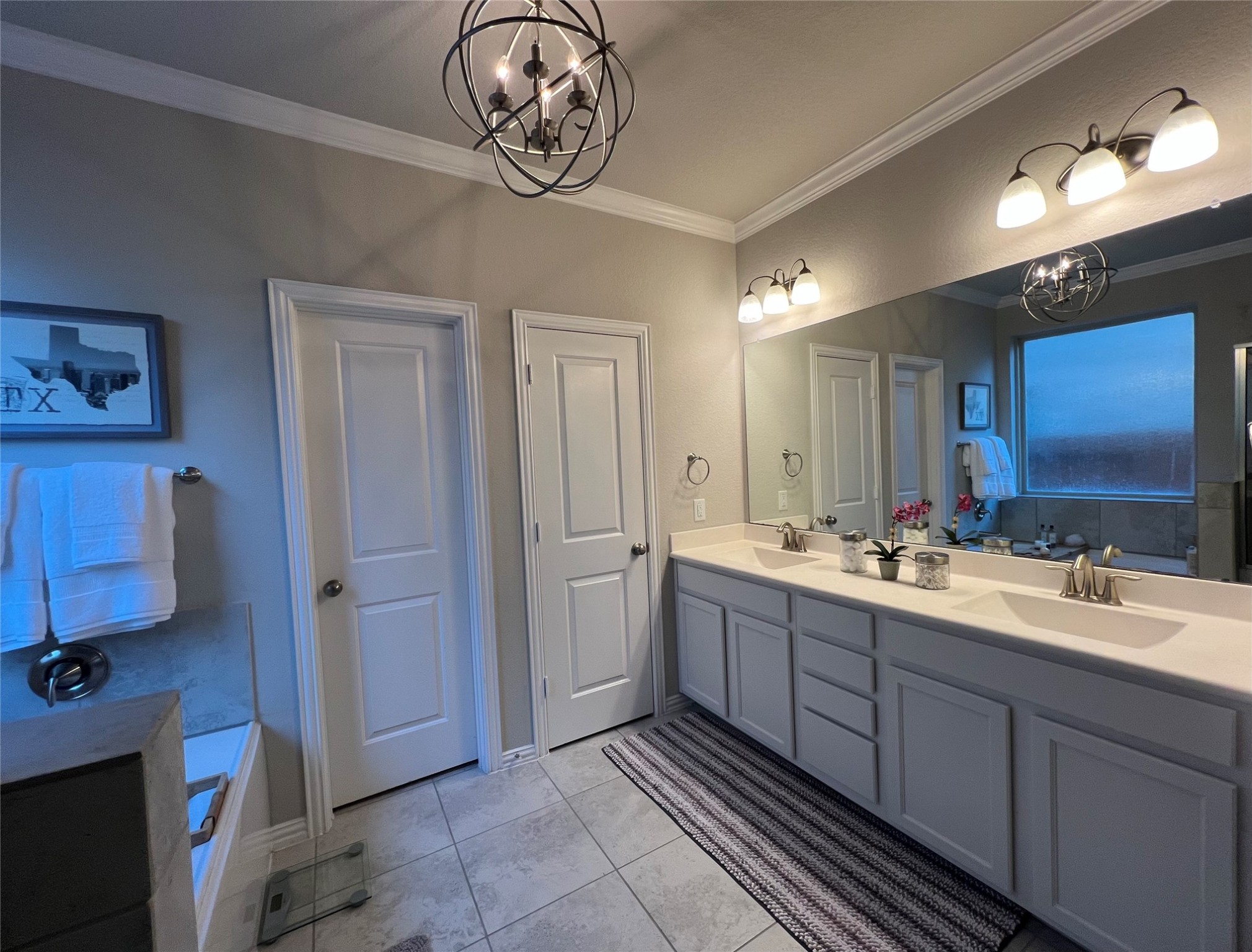 14022 Falling Sky Lane Property Photo 11