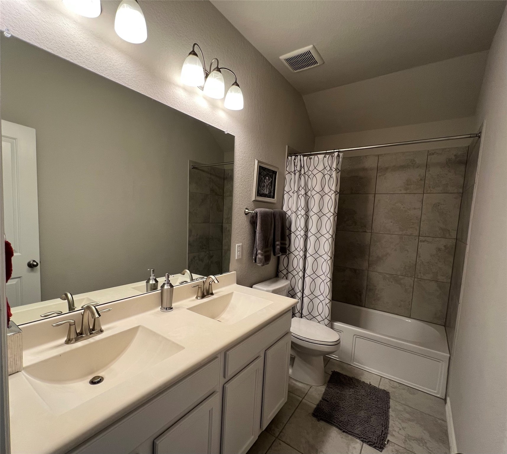 14022 Falling Sky Lane Property Photo 15
