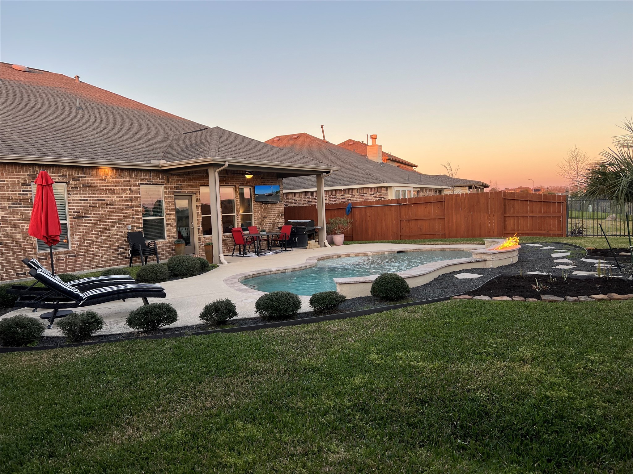 14022 Falling Sky Lane Property Photo 23