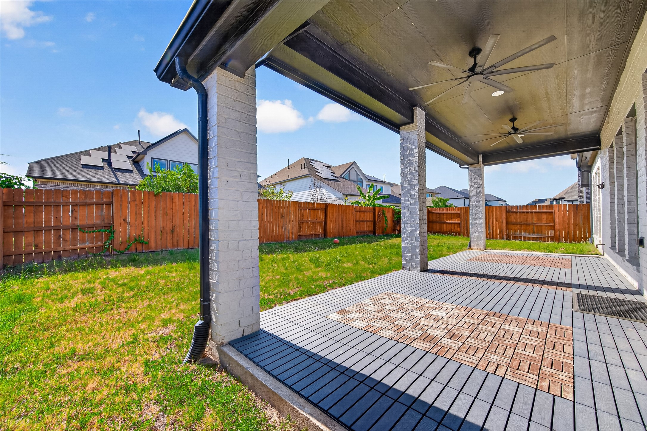 7211 Sylvan Birch Trail Property Photo 32