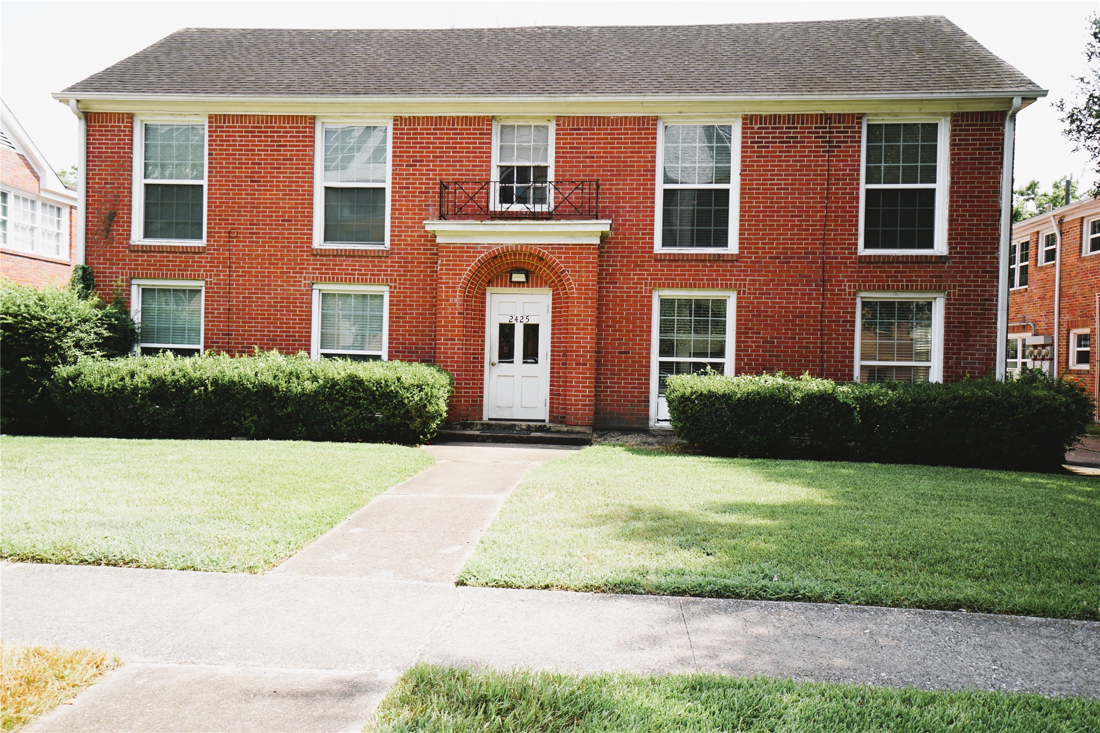 2425 Shakespeare Street 2 Property Photo 1