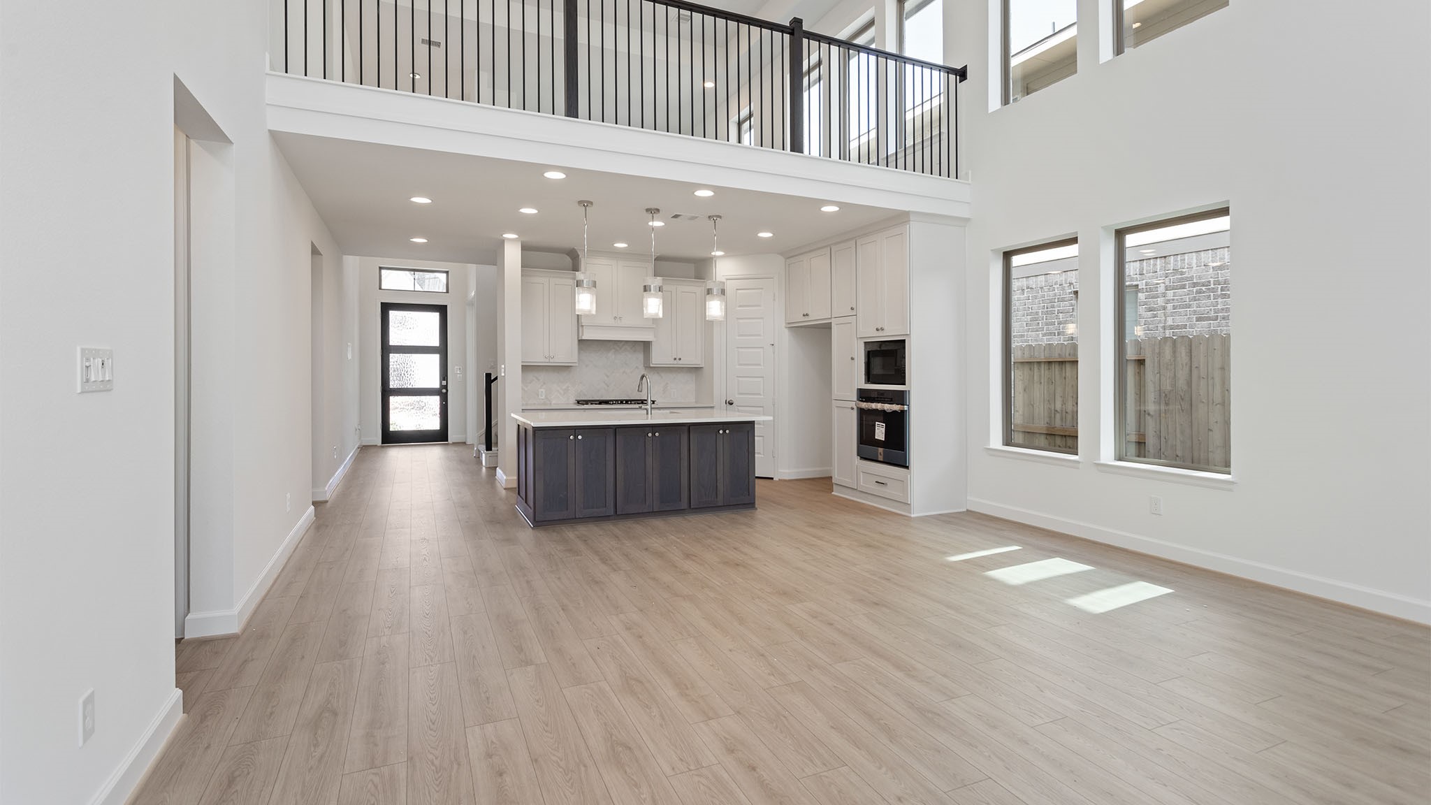 31426 Meadow Place Lane Property Photo 4