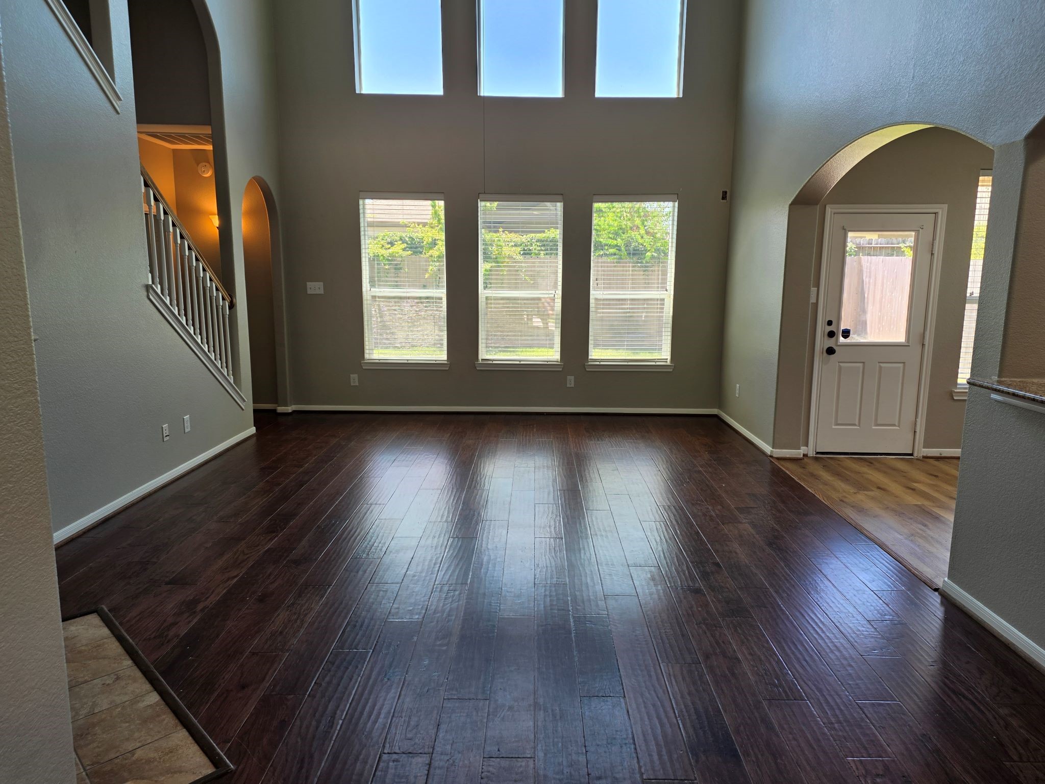 20676 Oakhurst Meadows Drive Property Photo 8