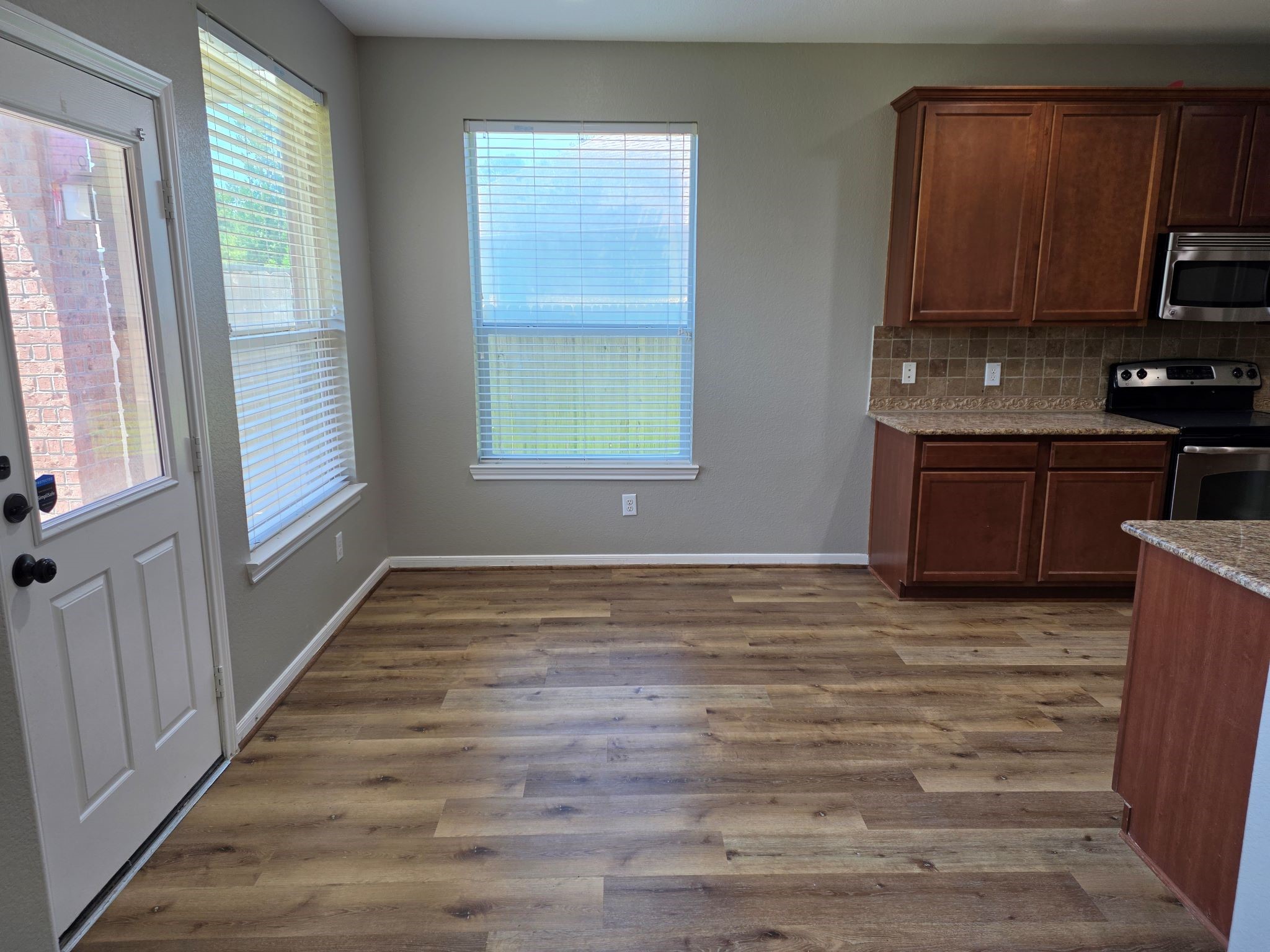 20676 Oakhurst Meadows Drive Property Photo 13