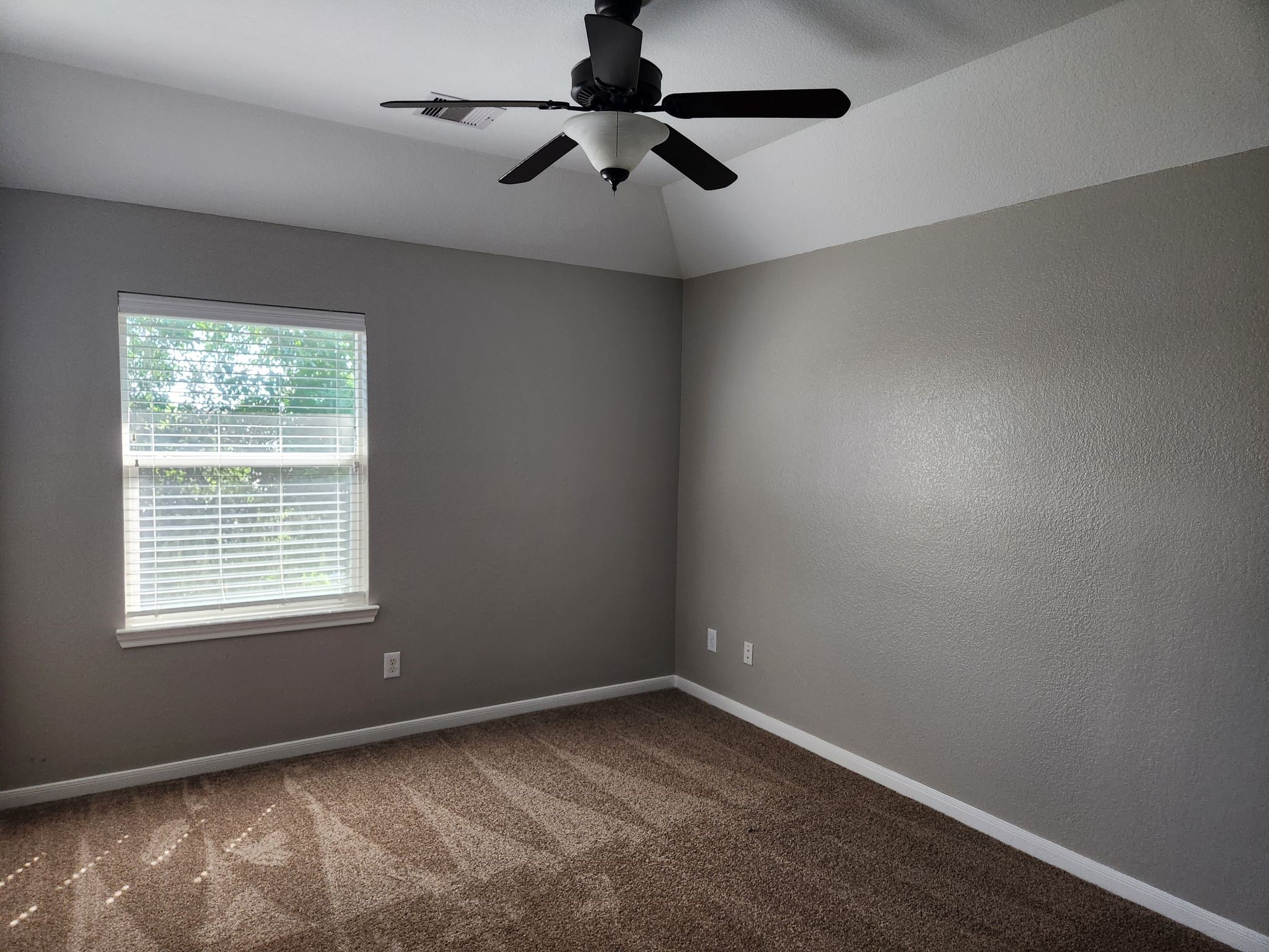 20676 Oakhurst Meadows Drive Property Photo 35