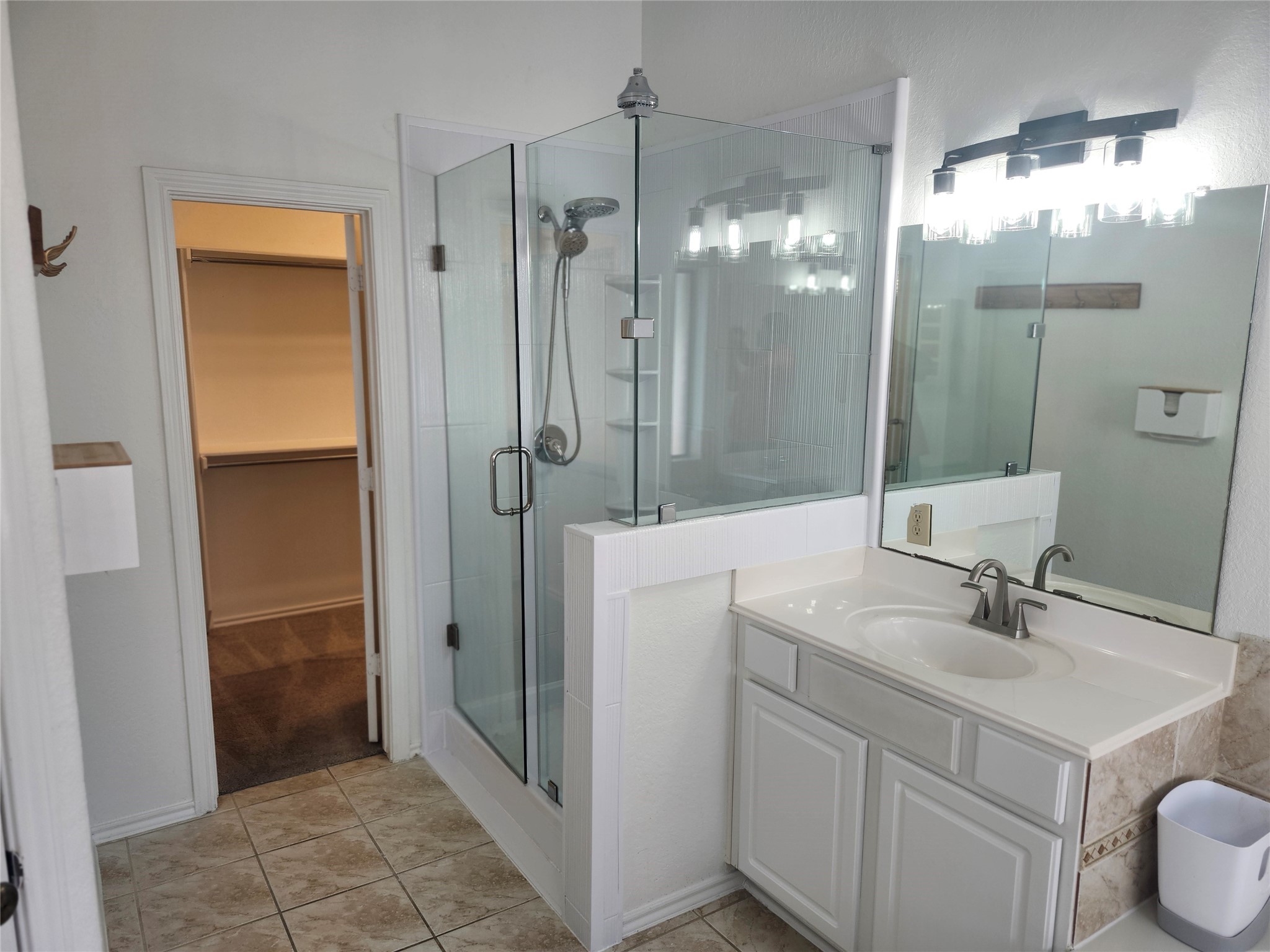 28510 Rustic Pines Court Property Photo 5