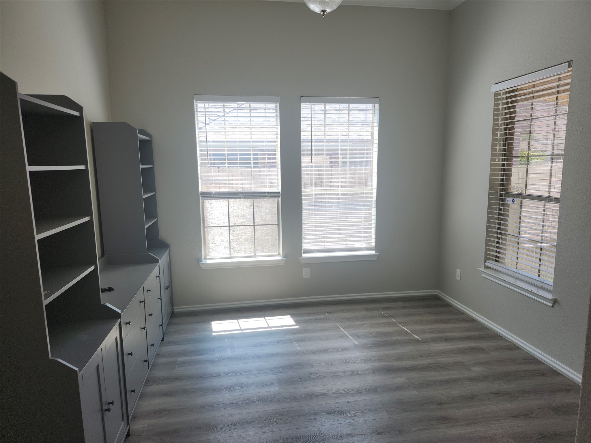 28510 Rustic Pines Court Property Photo 7