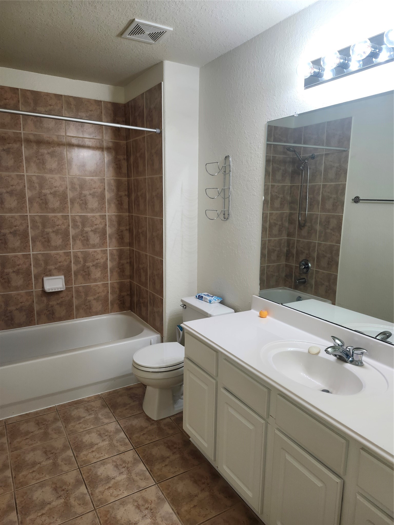 28510 Rustic Pines Court Property Photo 9
