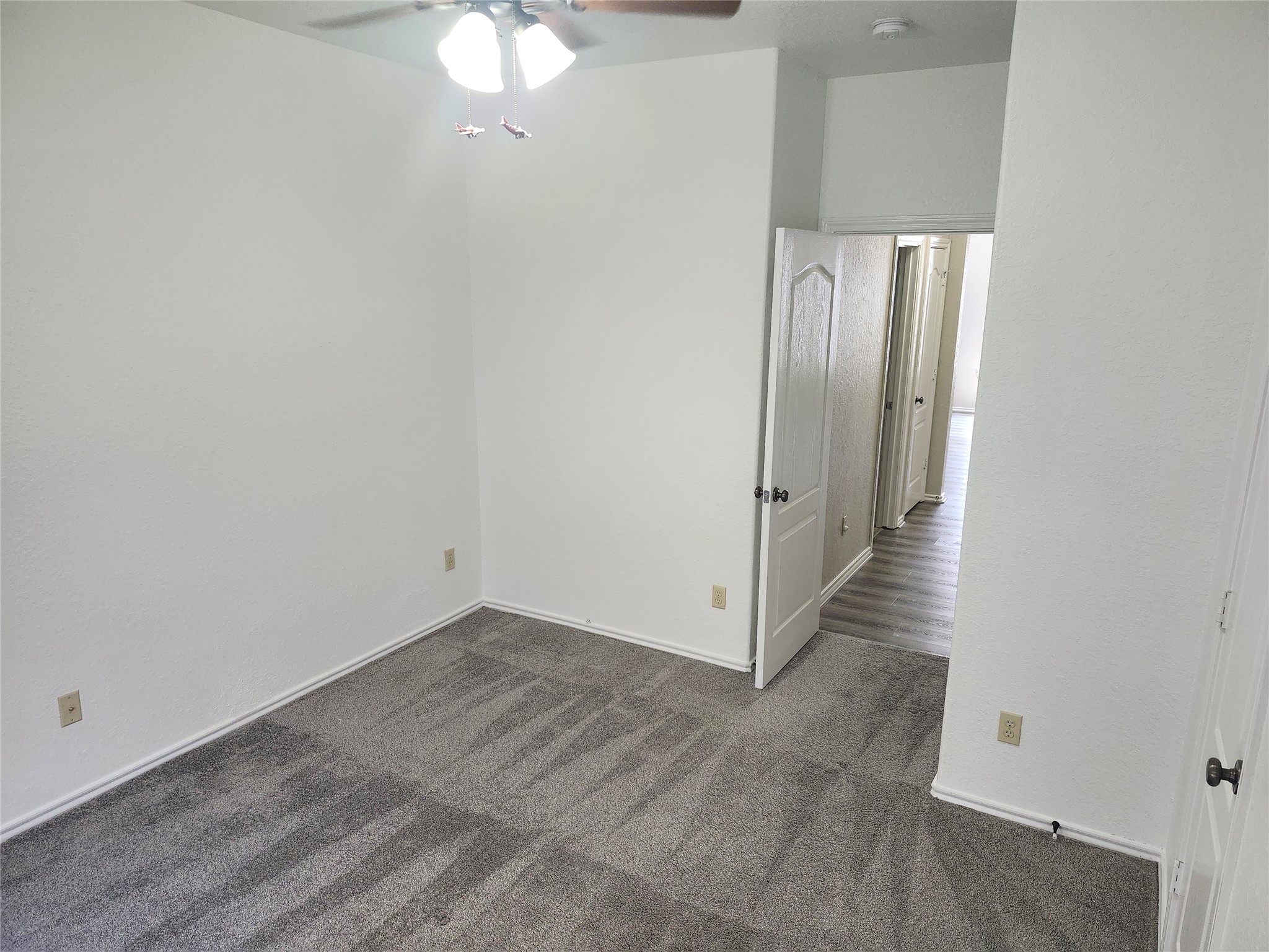 28510 Rustic Pines Court Property Photo 13
