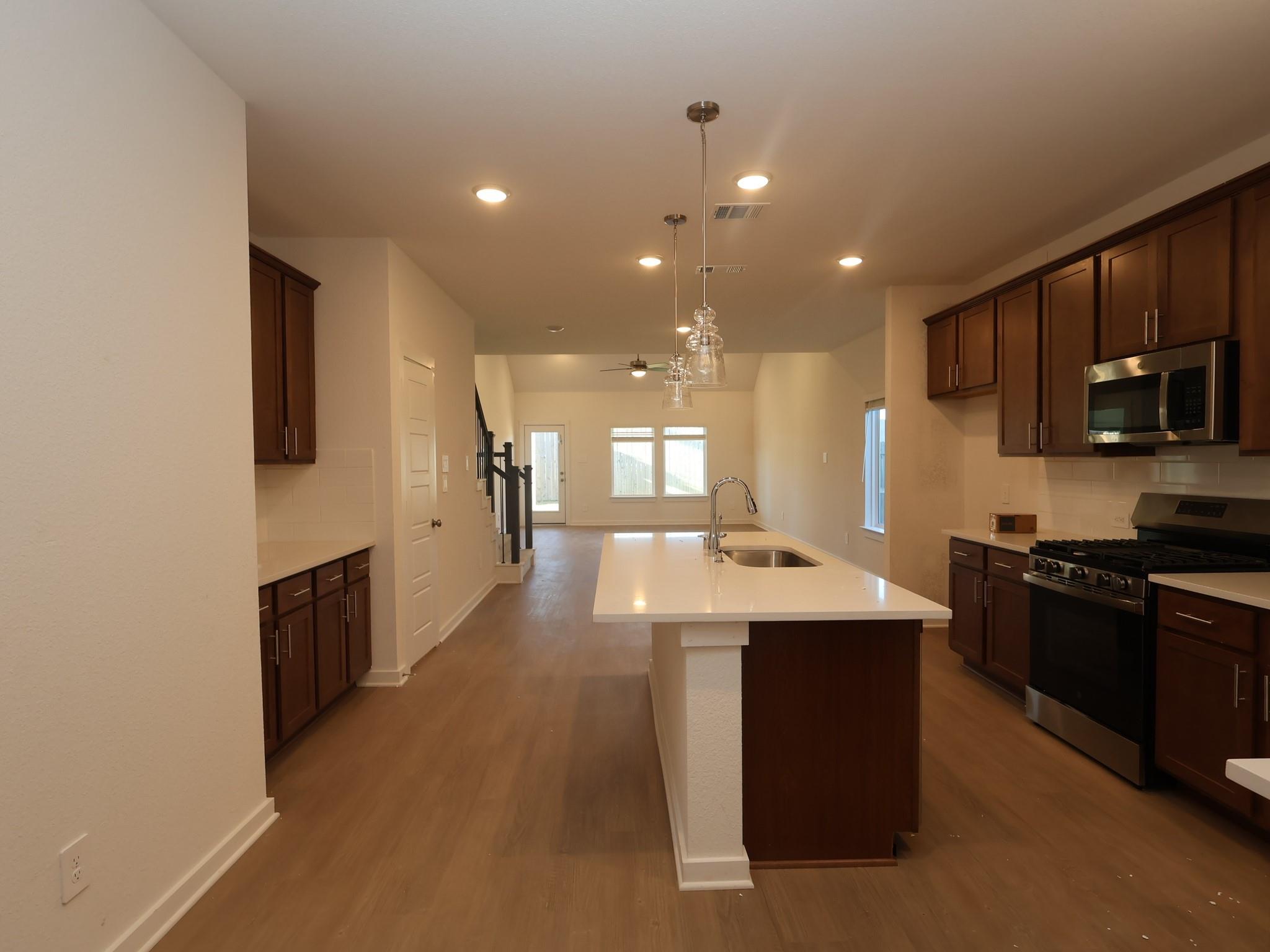 240 Hazy Pines Lane, Willis Tx 77378 Property Photo 3