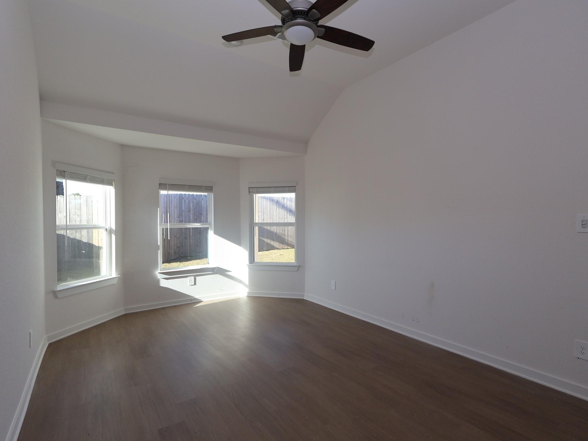 240 Hazy Pines Lane, Willis Tx 77378 Property Photo 7