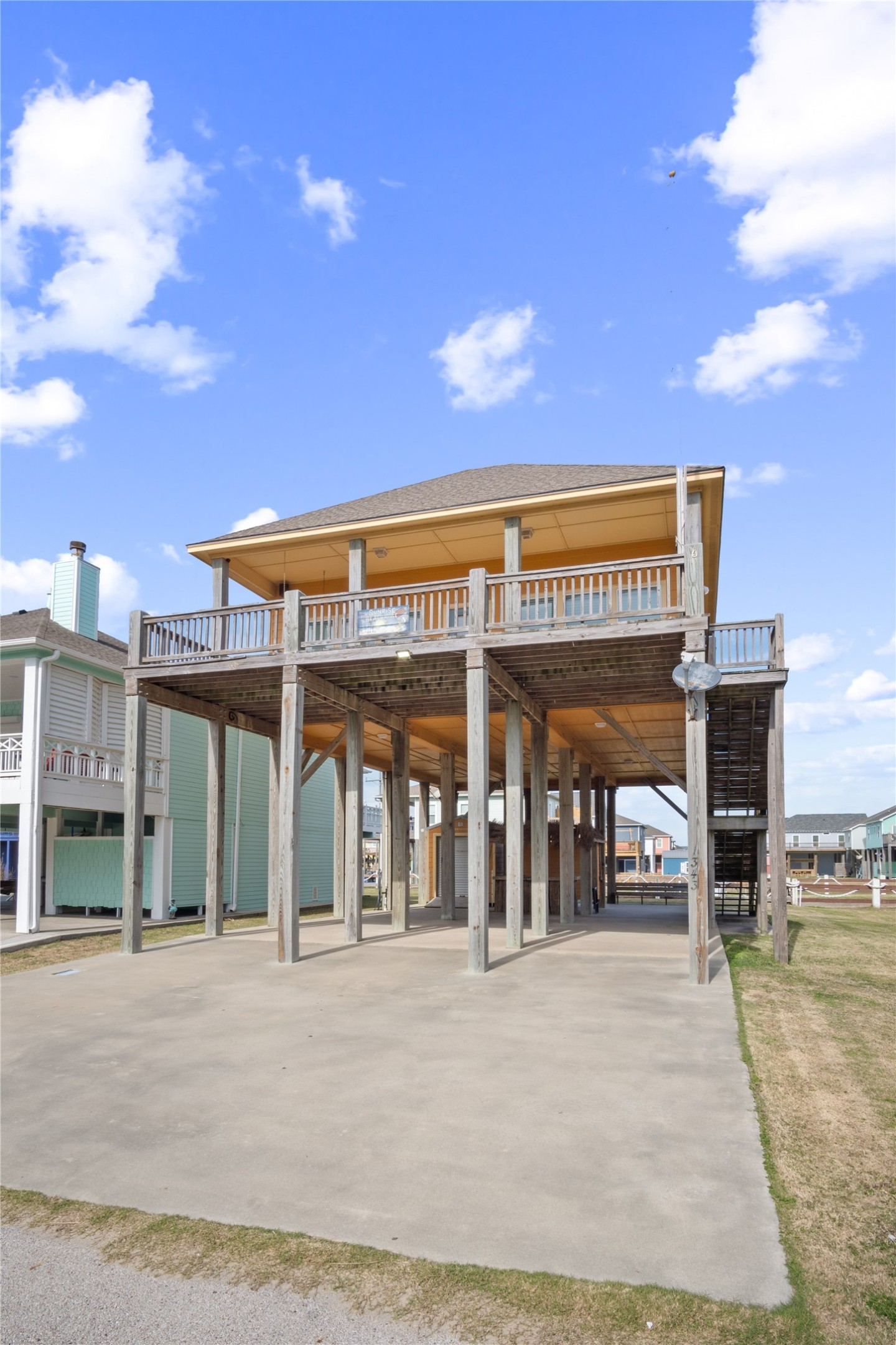 1343 Sunrise Property Photo 4