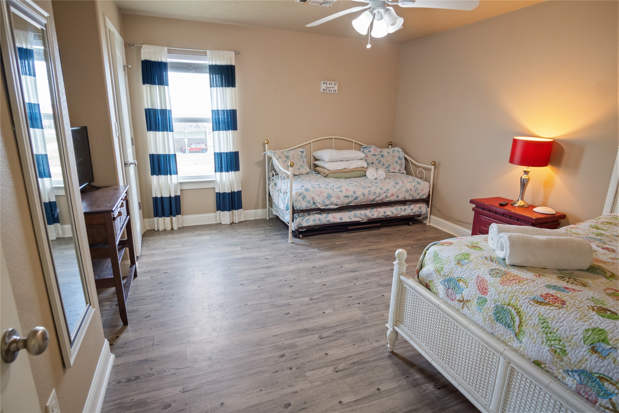 1343 Sunrise Property Photo 28