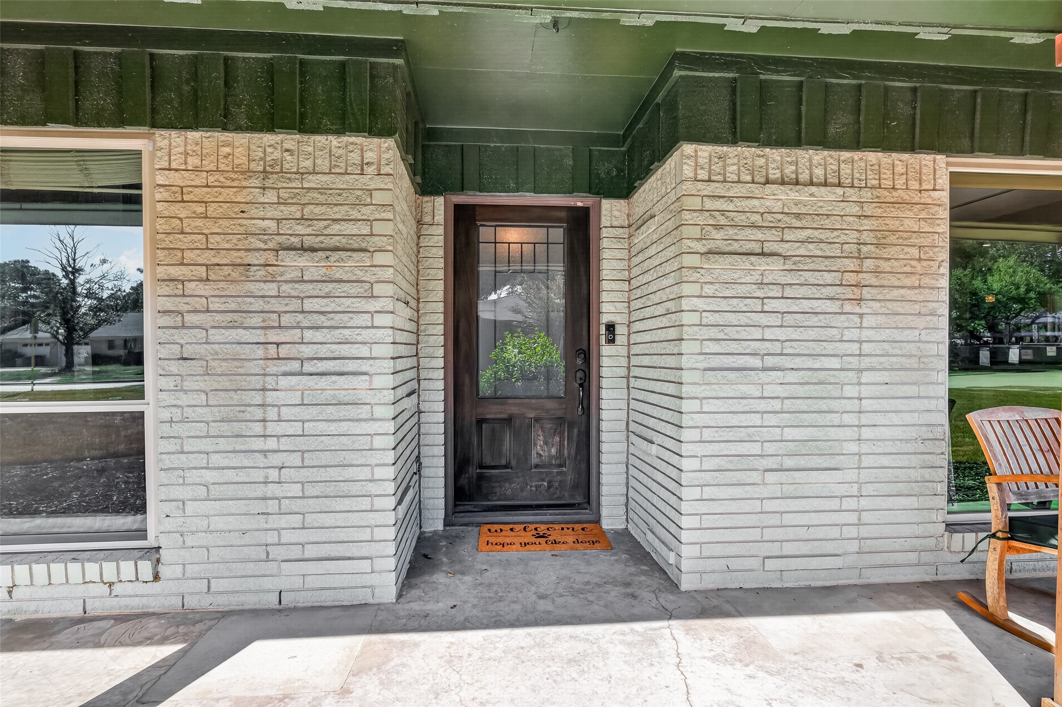 15302 Jersey Drive Property Photo 2