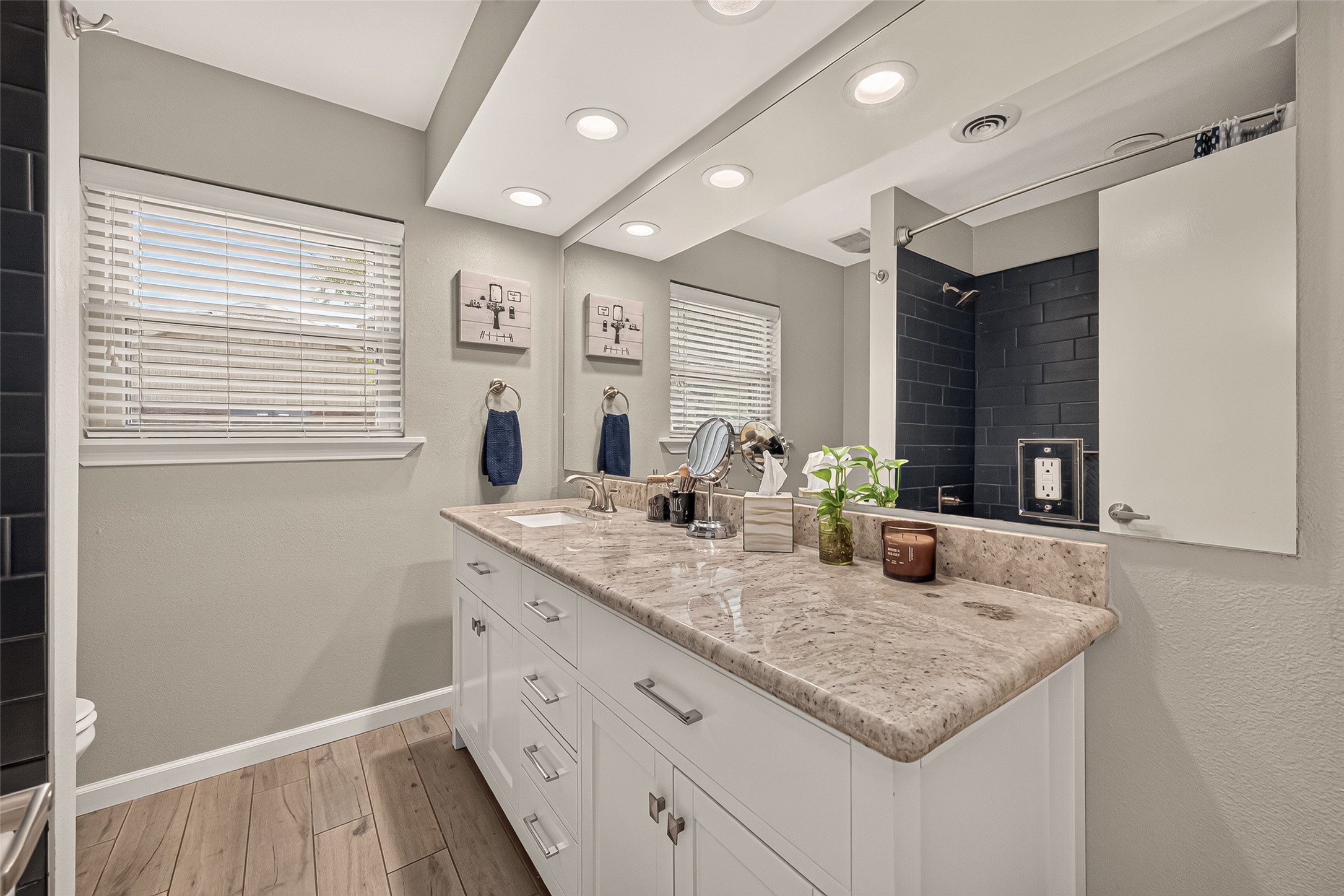 15302 Jersey Drive Property Photo 33