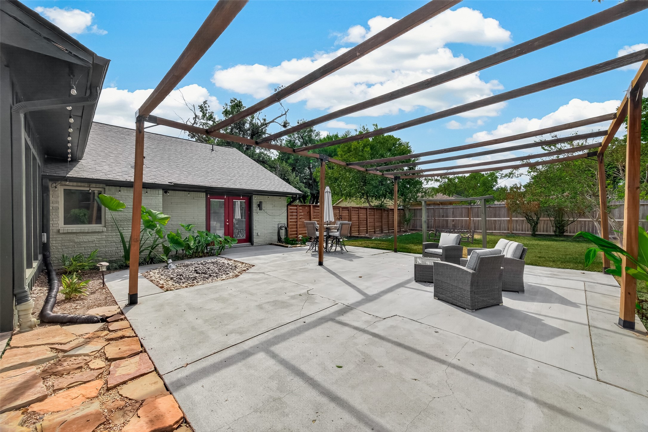 15302 Jersey Drive Property Photo 40