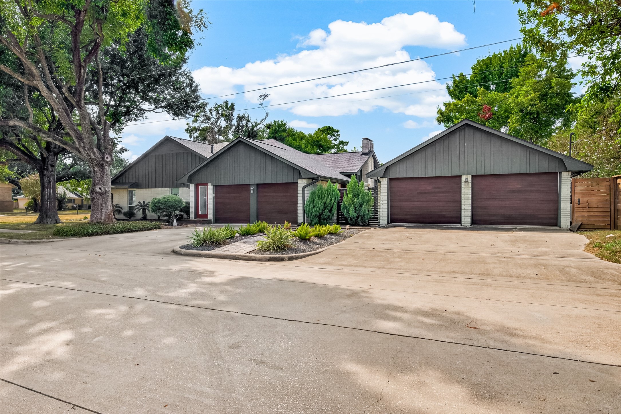 15302 Jersey Drive Property Photo 44