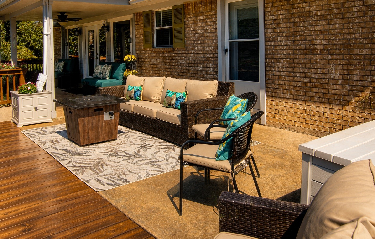 150 Edgewater Way Property Photo 6