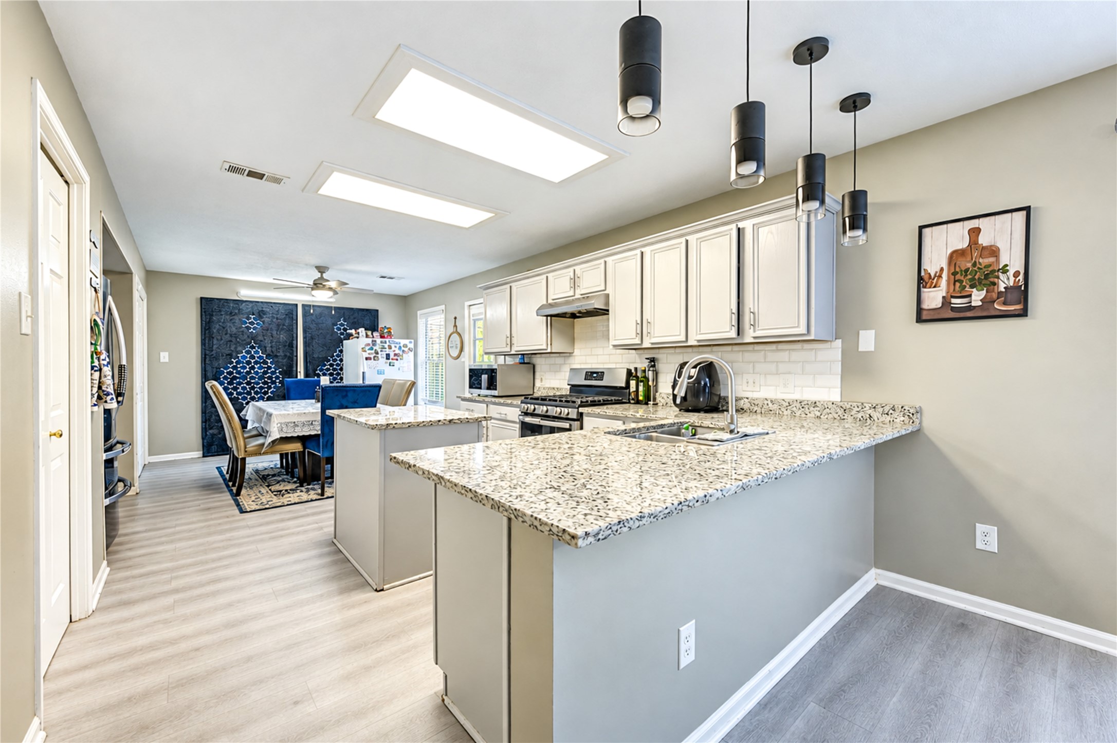 16831 Basewood Court Property Photo 4