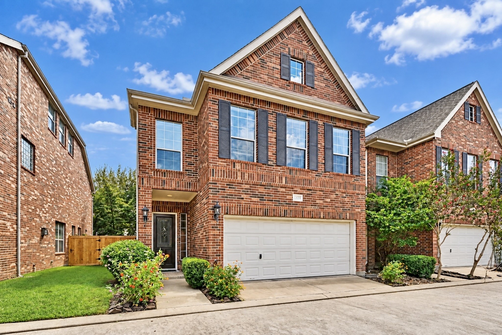 13323 Olive Trace Property Photo 6